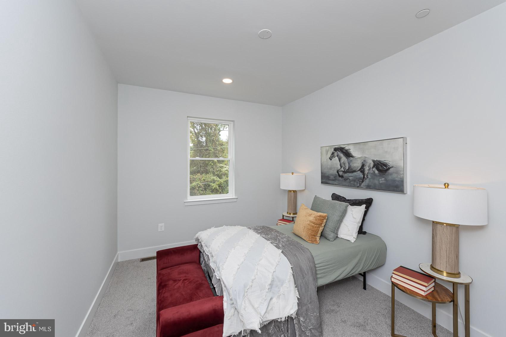 OAKLAND PARK - Residential