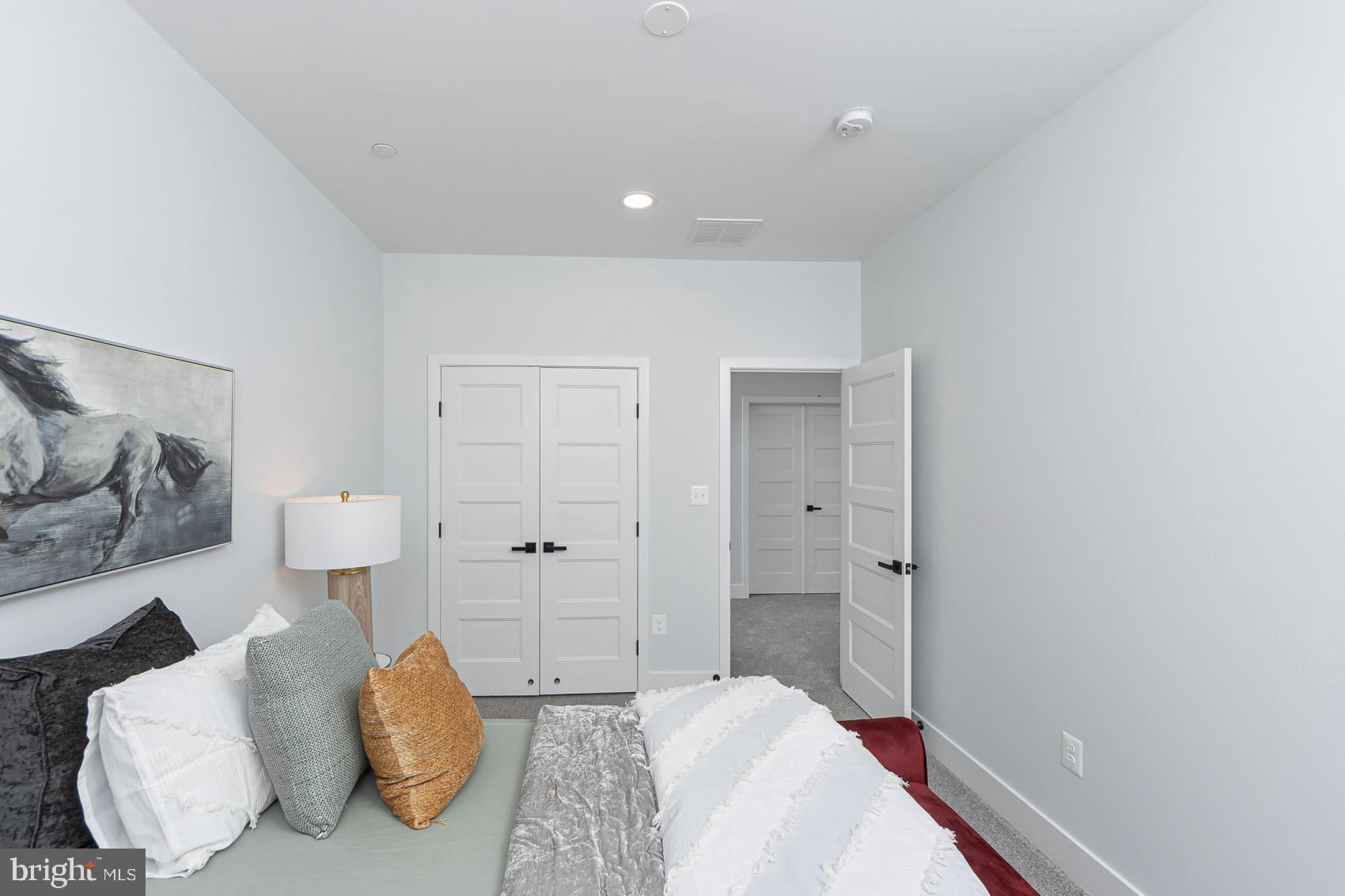 OAKLAND PARK - Residential