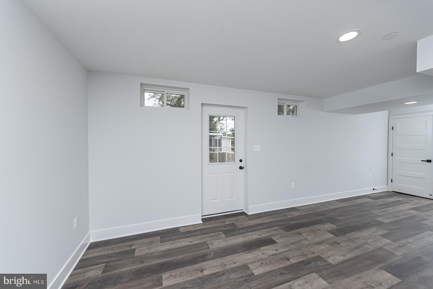 OAKLAND PARK - Residential