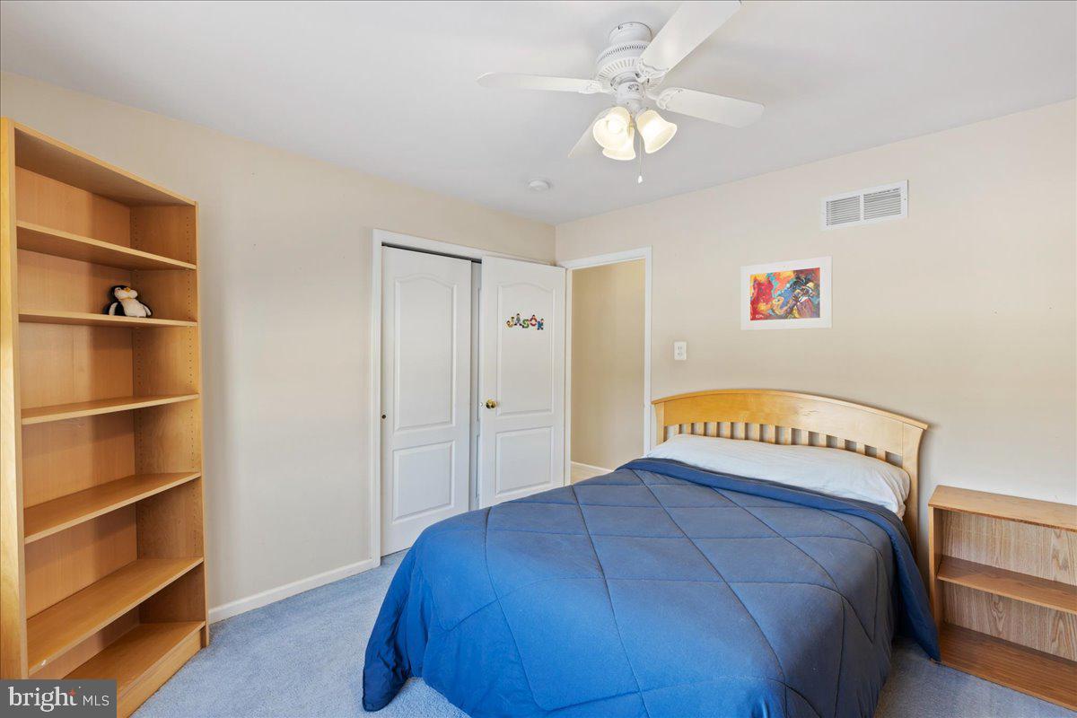 NORTHAMPTON CROSSG - Residential