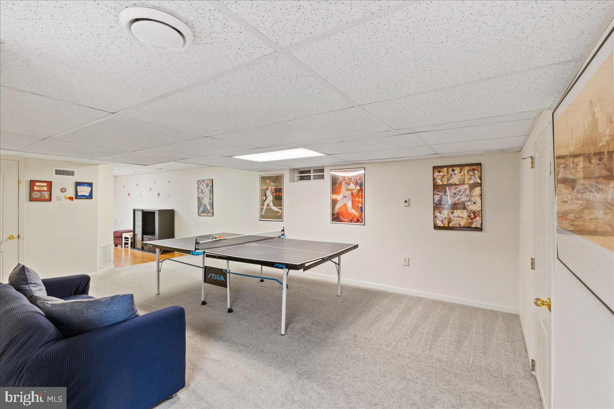 NORTHAMPTON CROSSG - Residential