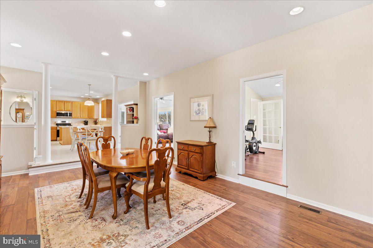 NORTHAMPTON CROSSG - Residential