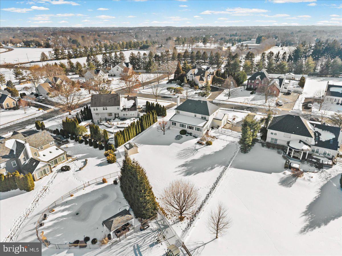 NORTHAMPTON CROSSG - Residential