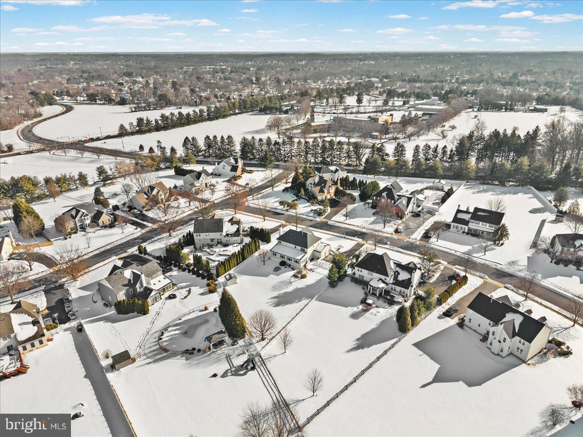 NORTHAMPTON CROSSG - Residential