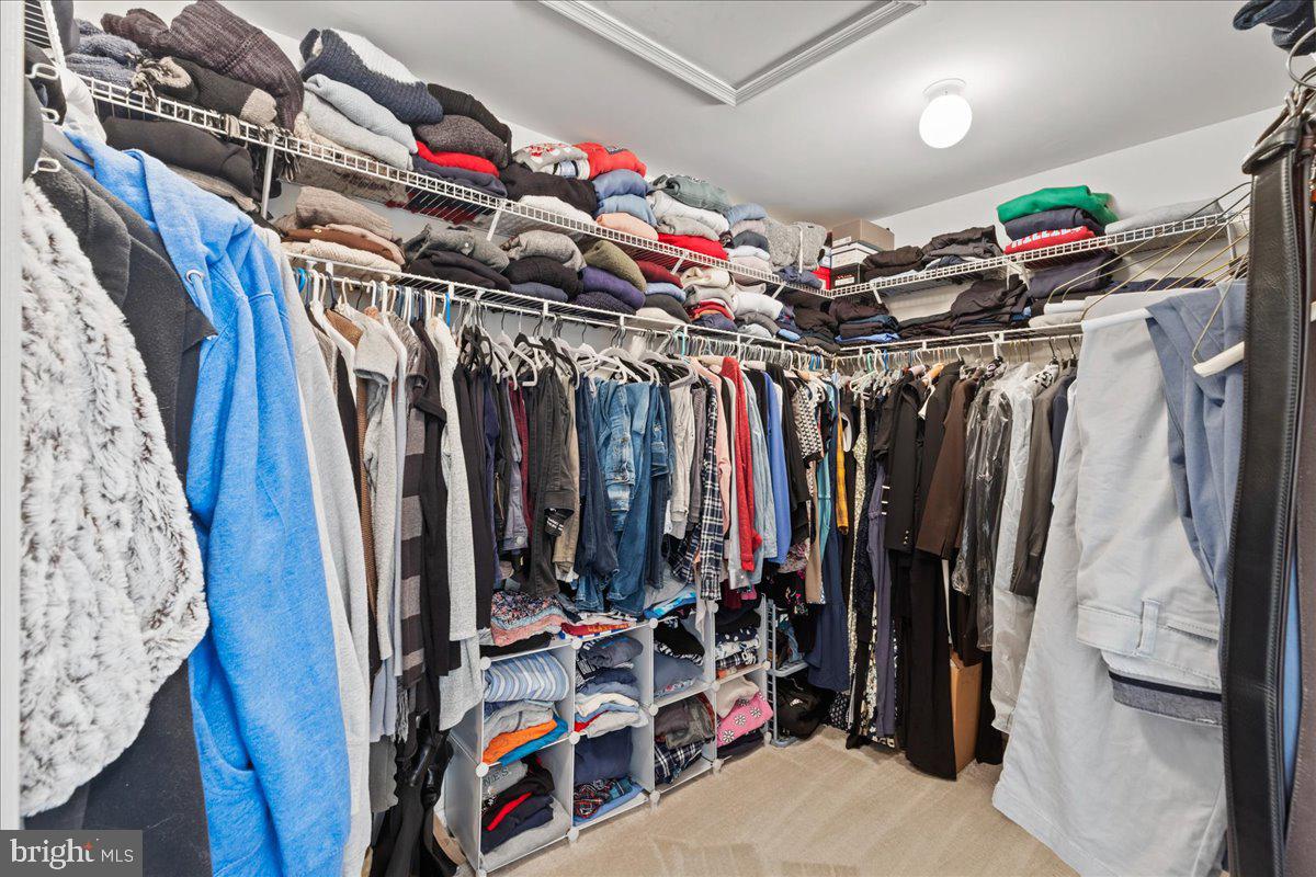 NORTHAMPTON CROSSG - Residential