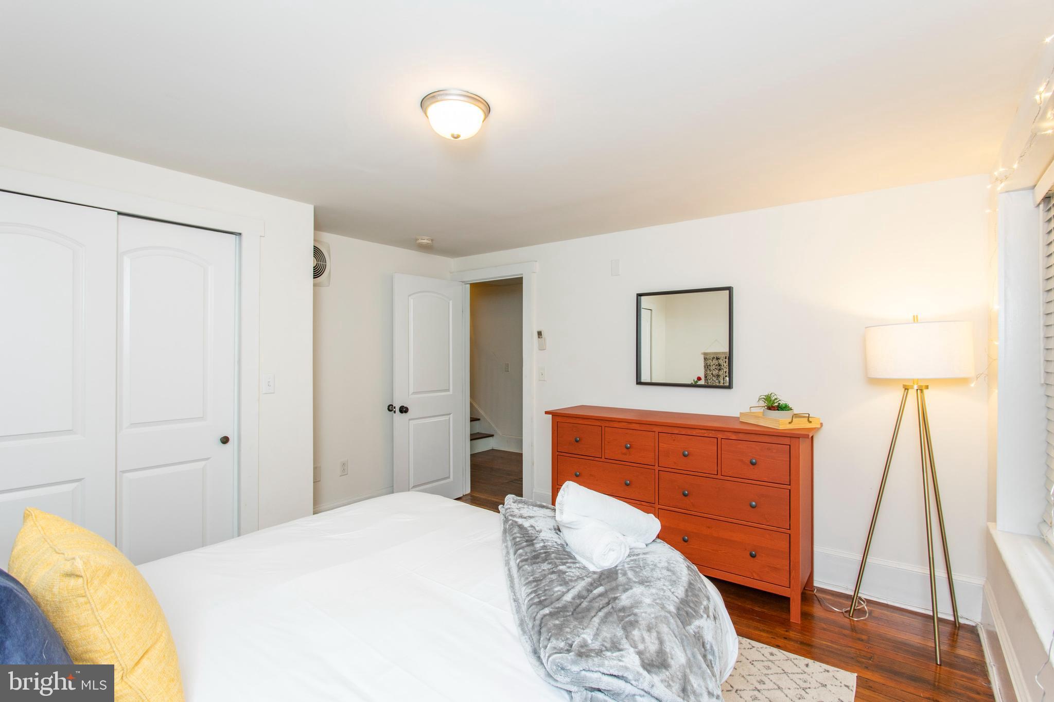 RITTENHOUSE SQUARE - Residential Lease