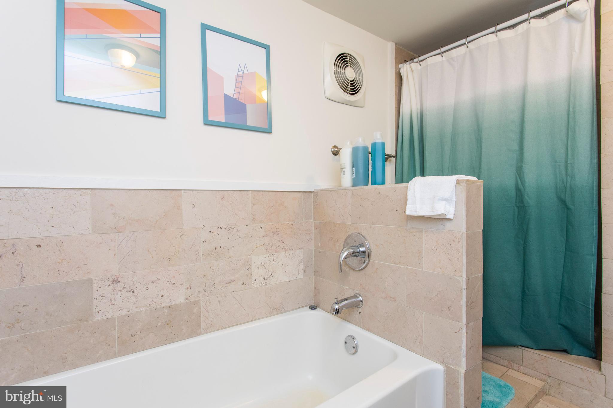 RITTENHOUSE SQUARE - Residential Lease