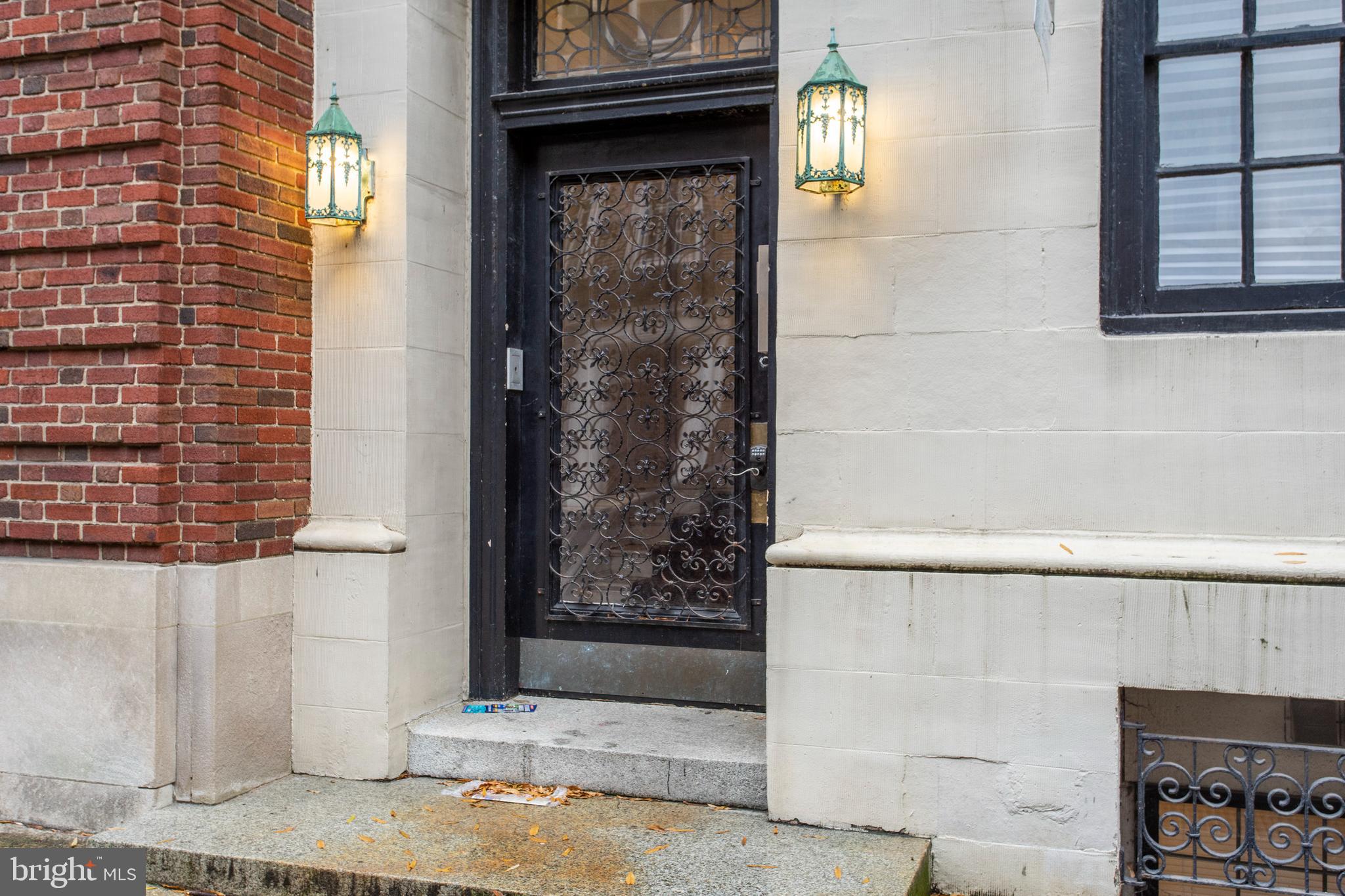 RITTENHOUSE SQUARE - Residential Lease