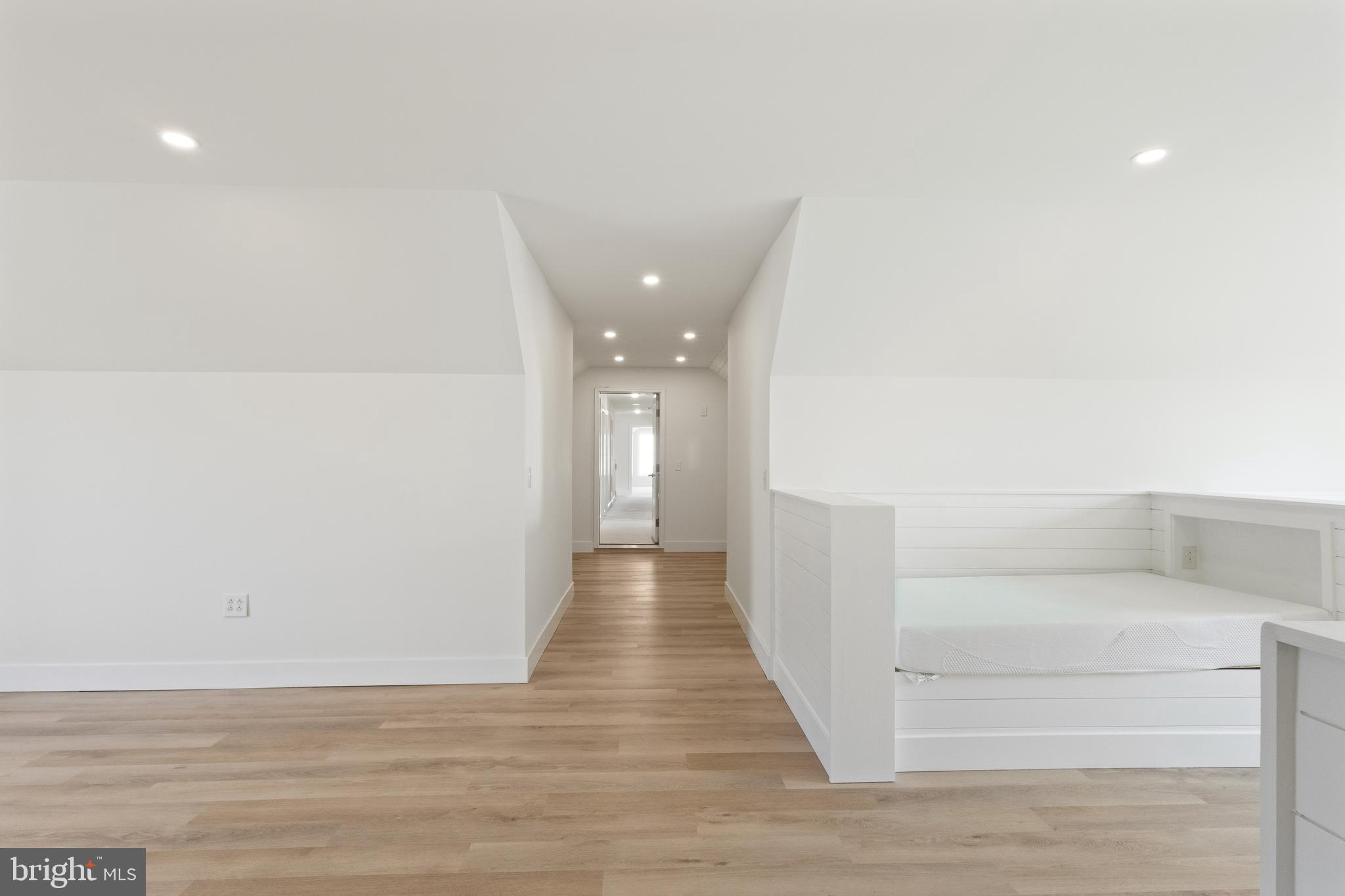 GREEN BRIAR - Residential