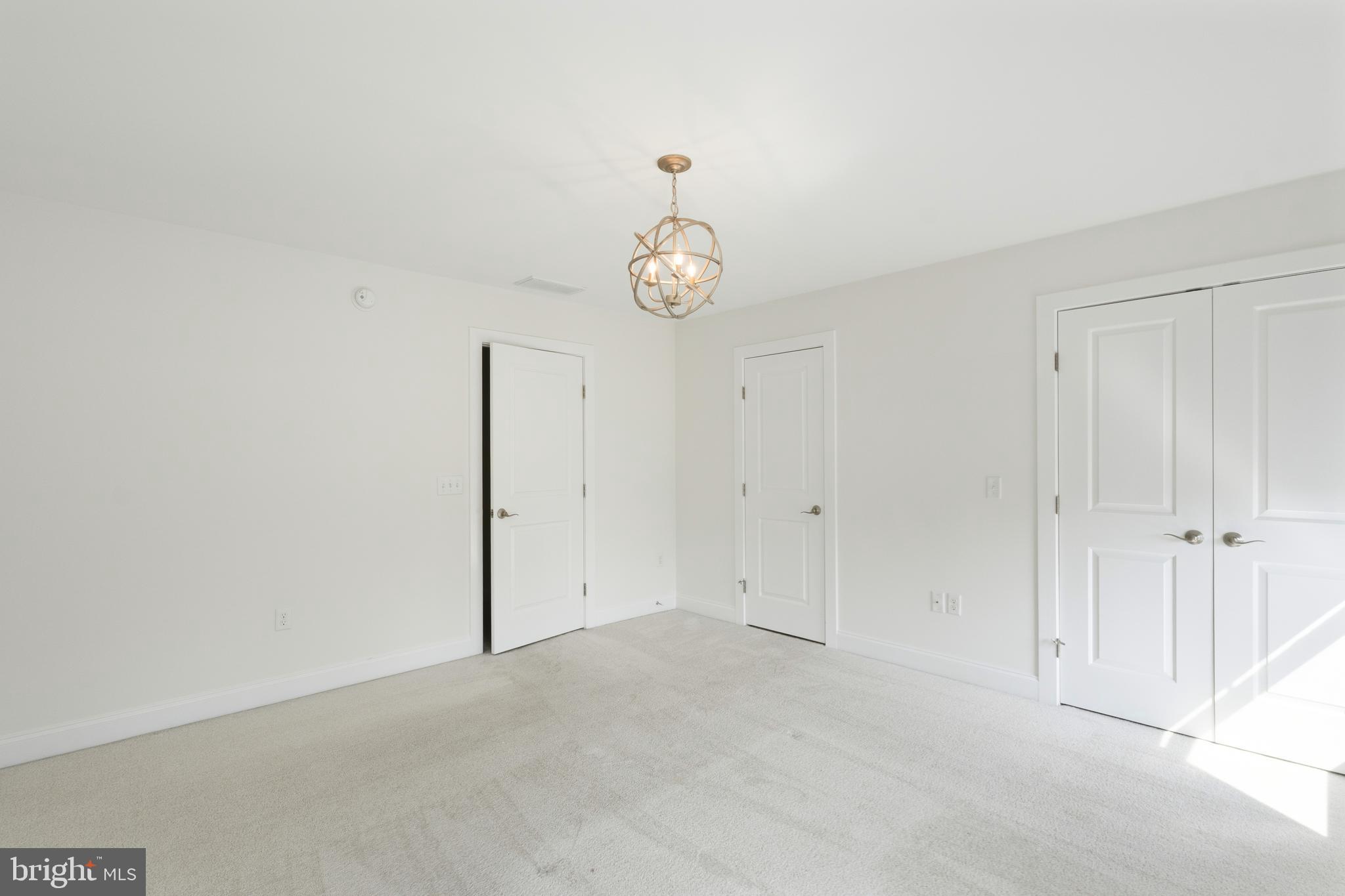 GREEN BRIAR - Residential