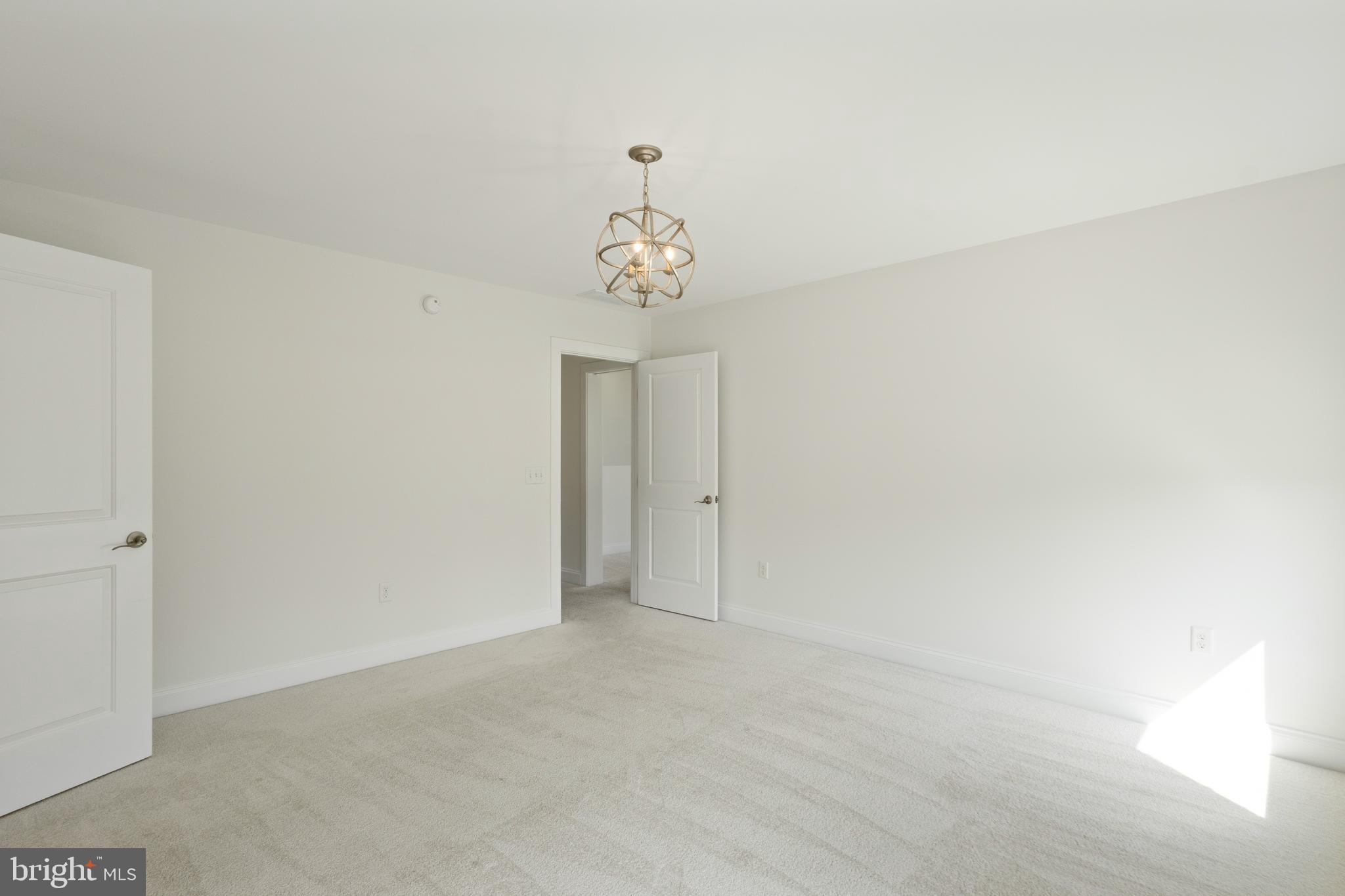 GREEN BRIAR - Residential