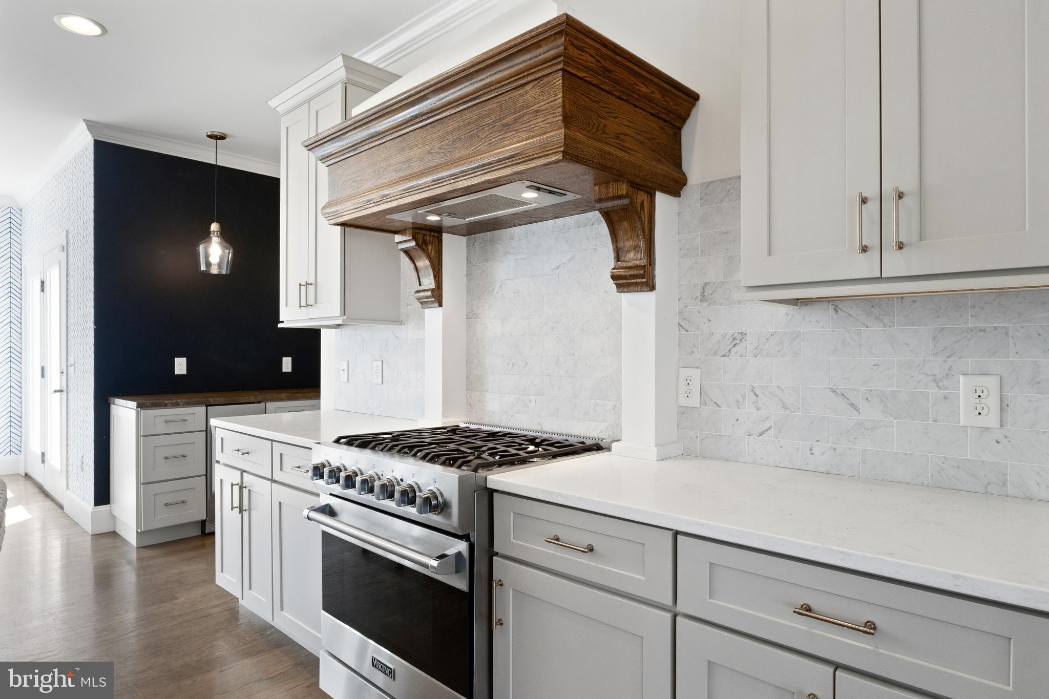 GREEN BRIAR - Residential