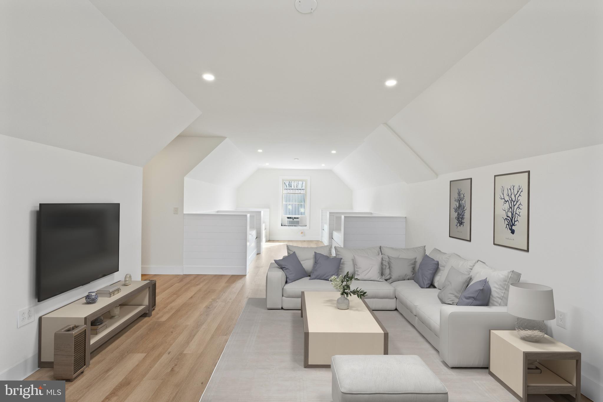 GREEN BRIAR - Residential