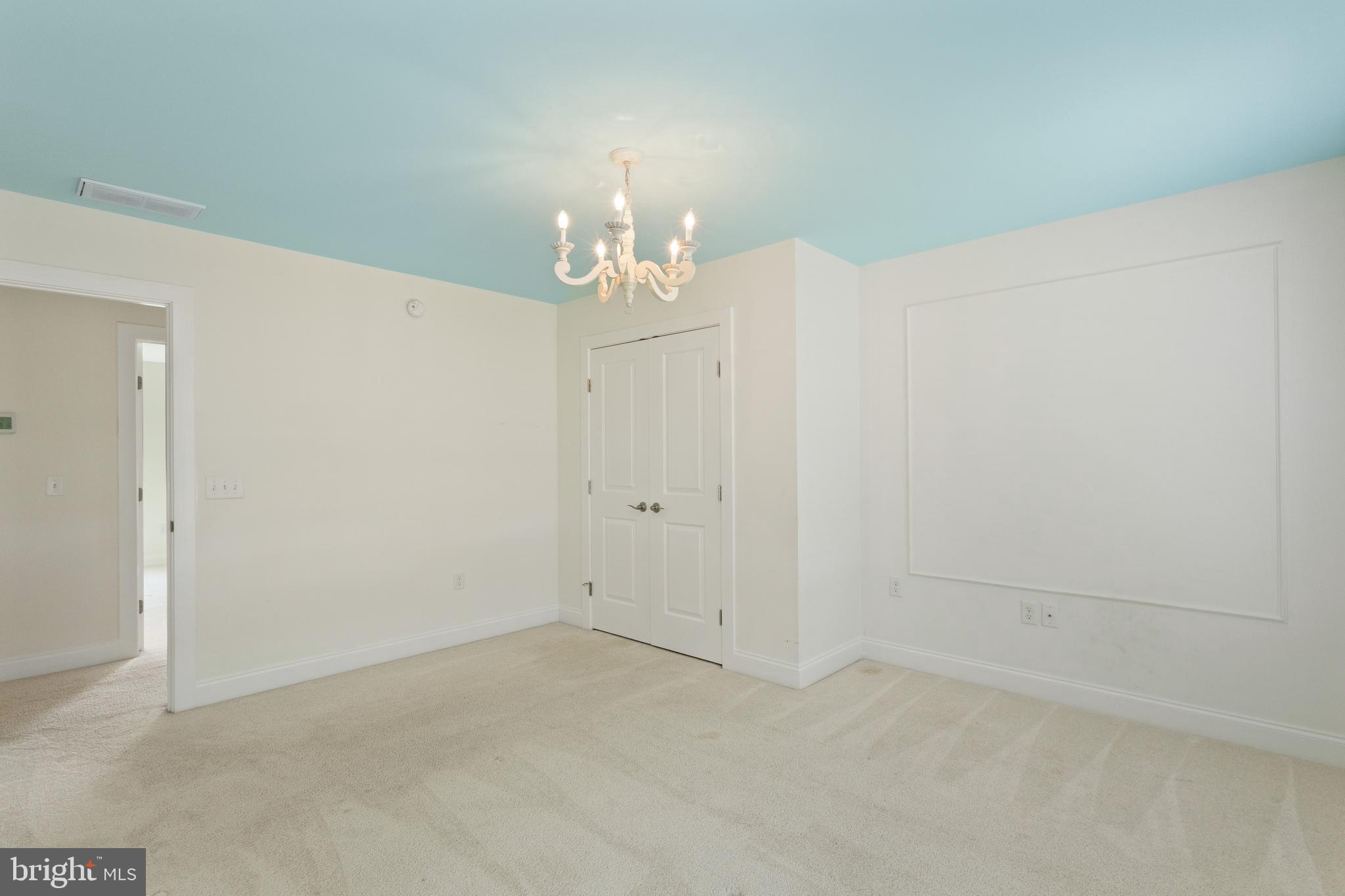 GREEN BRIAR - Residential