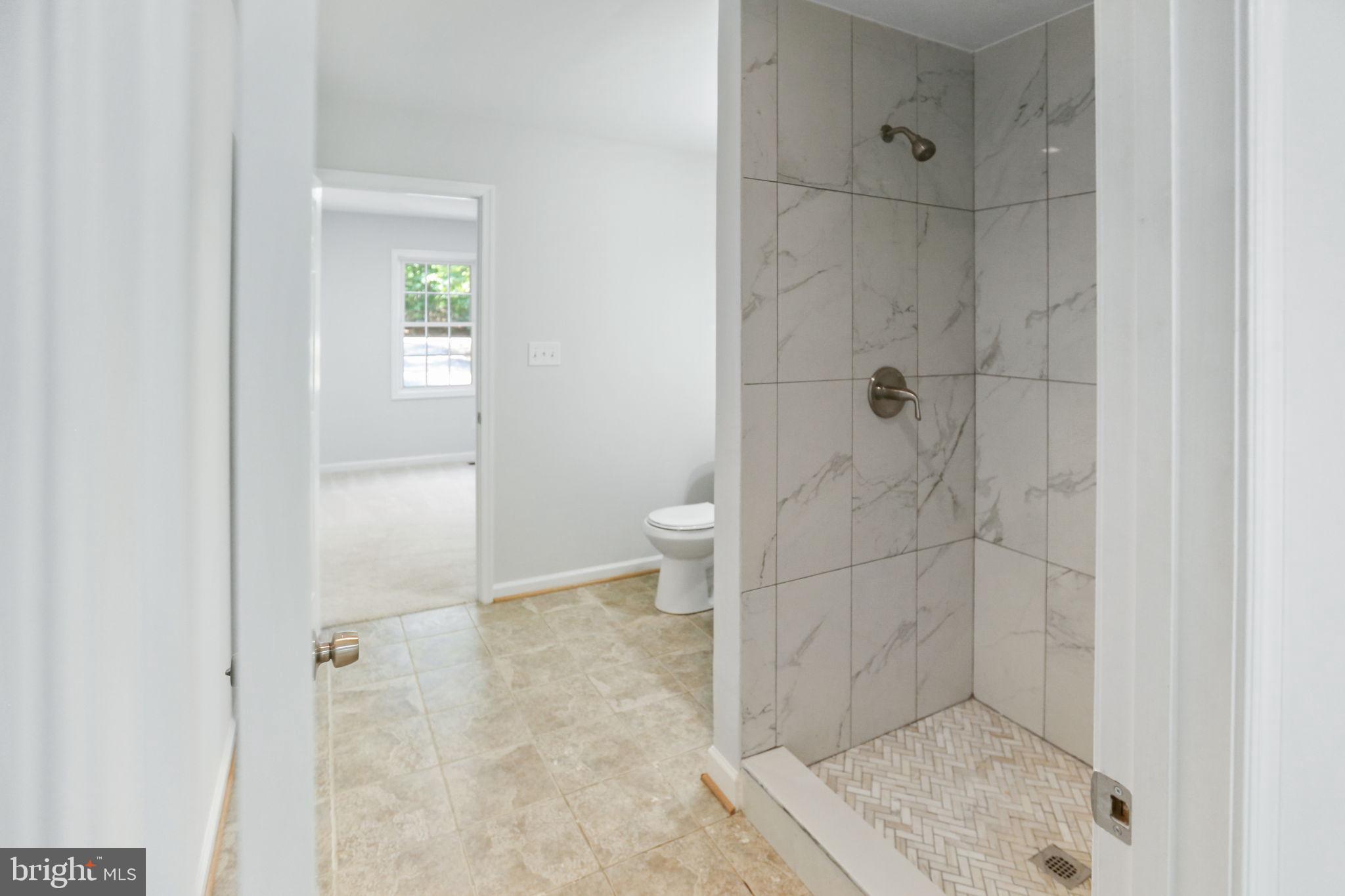 SHENANDOAH CROSSING COUNTRY CLUB - Residential