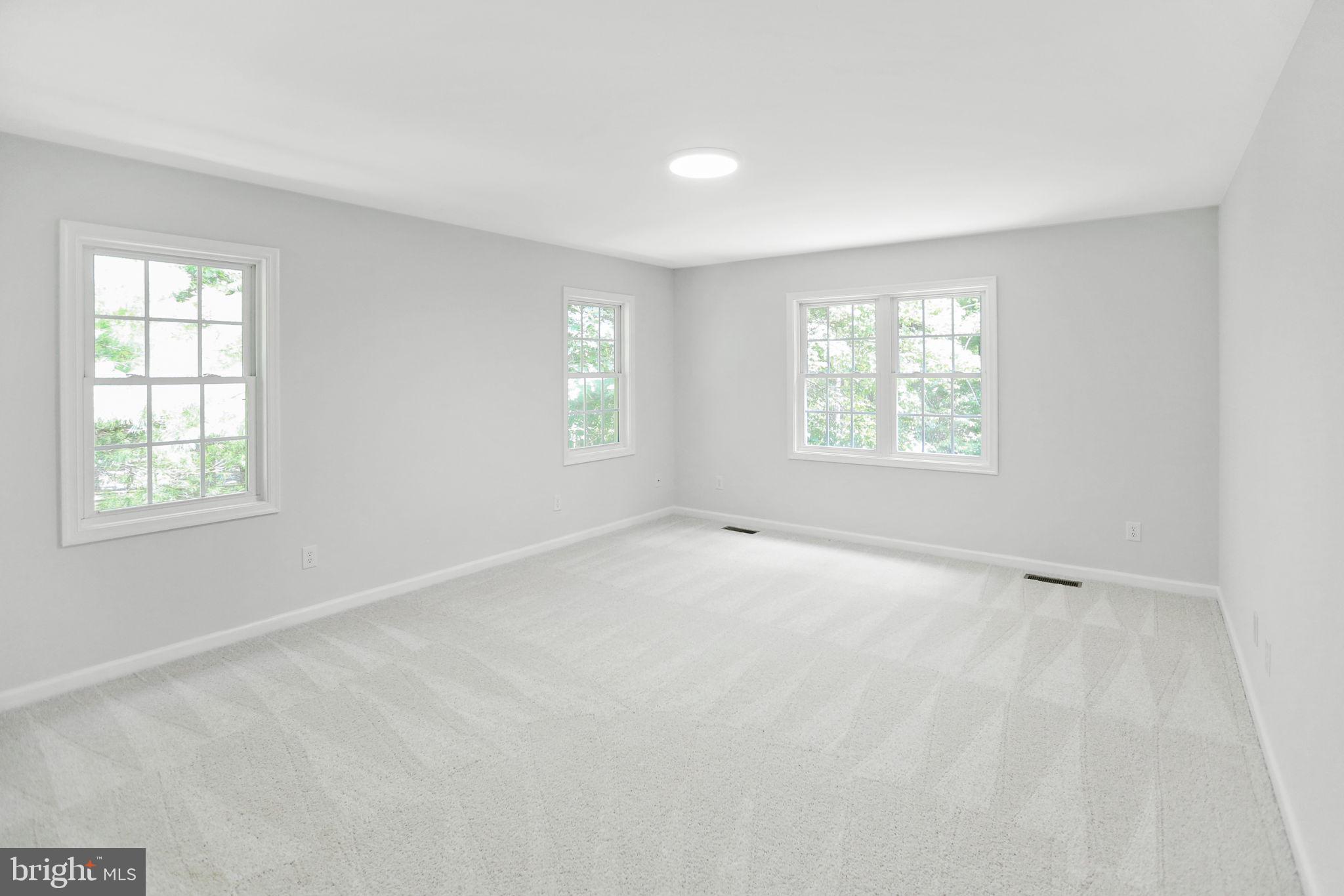 SHENANDOAH CROSSING COUNTRY CLUB - Residential