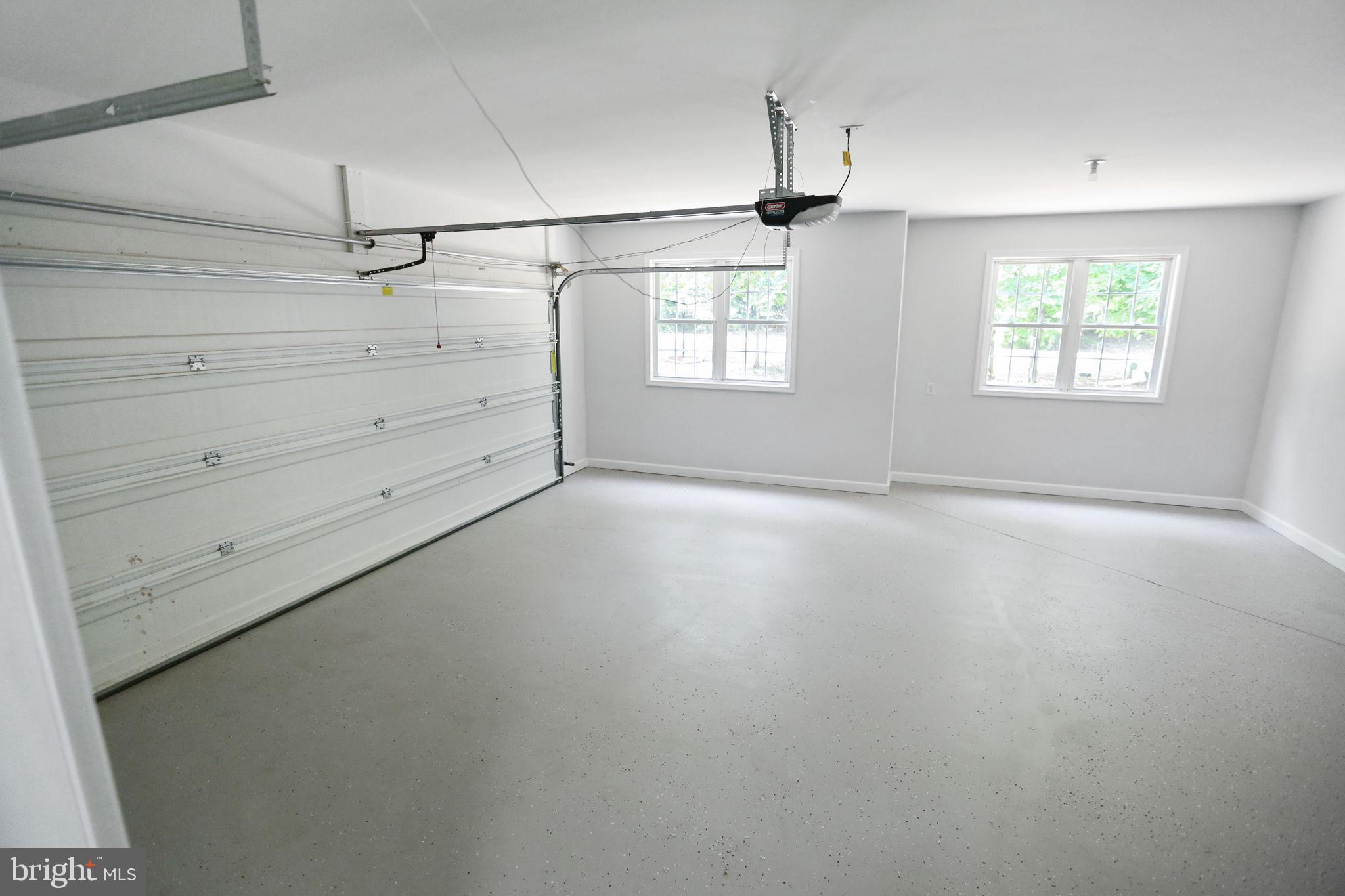 SHENANDOAH CROSSING COUNTRY CLUB - Residential