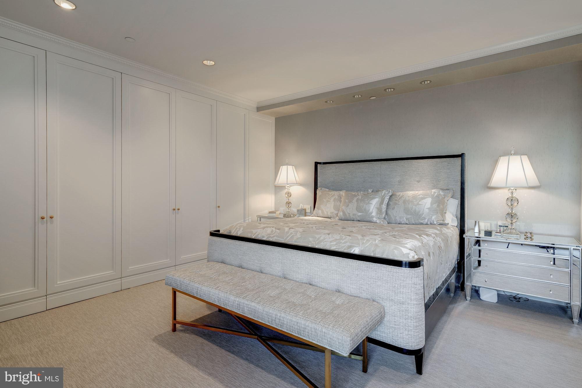 SOMERSET HOUSE CONDOS - Residential