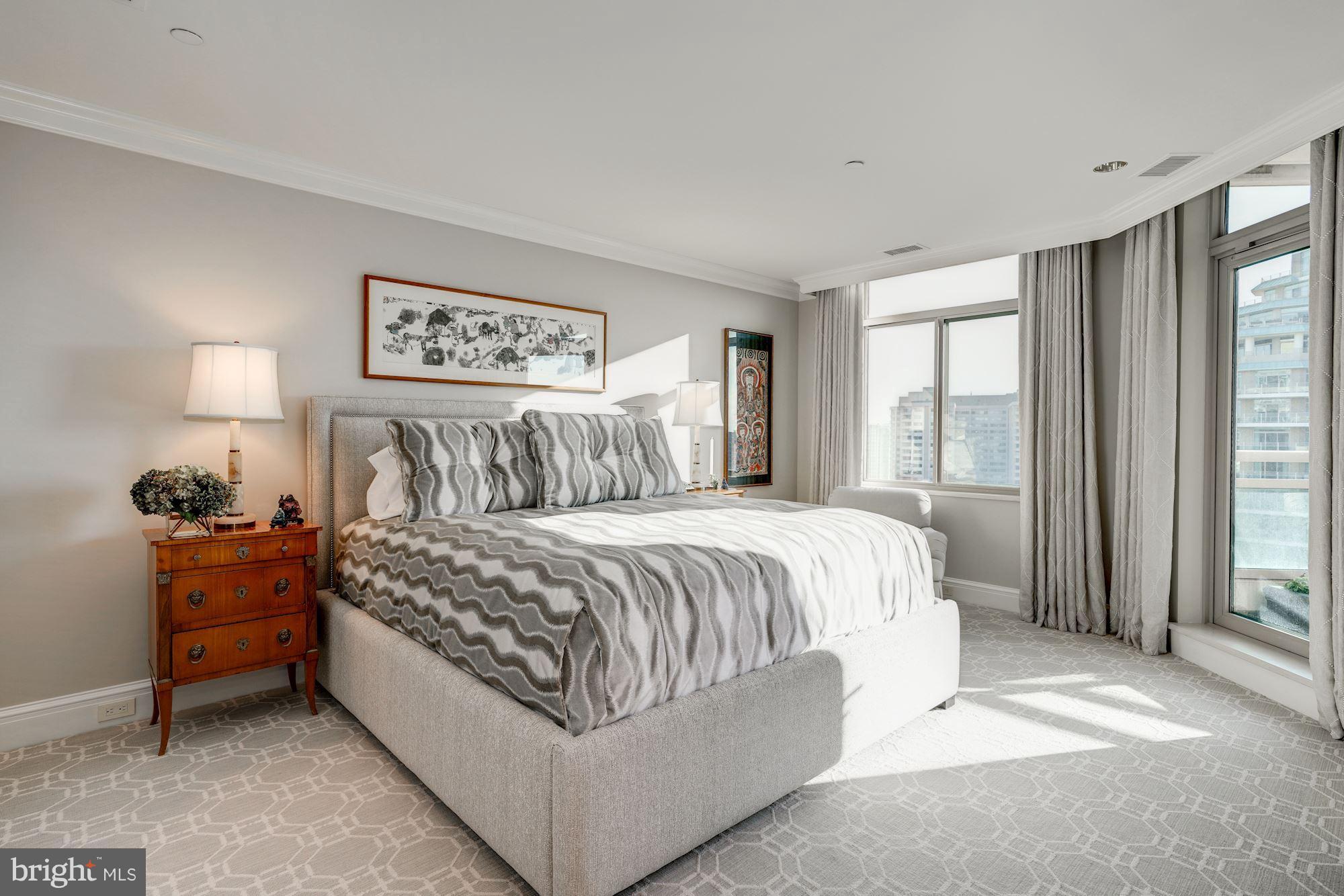 SOMERSET HOUSE CONDOS - Residential