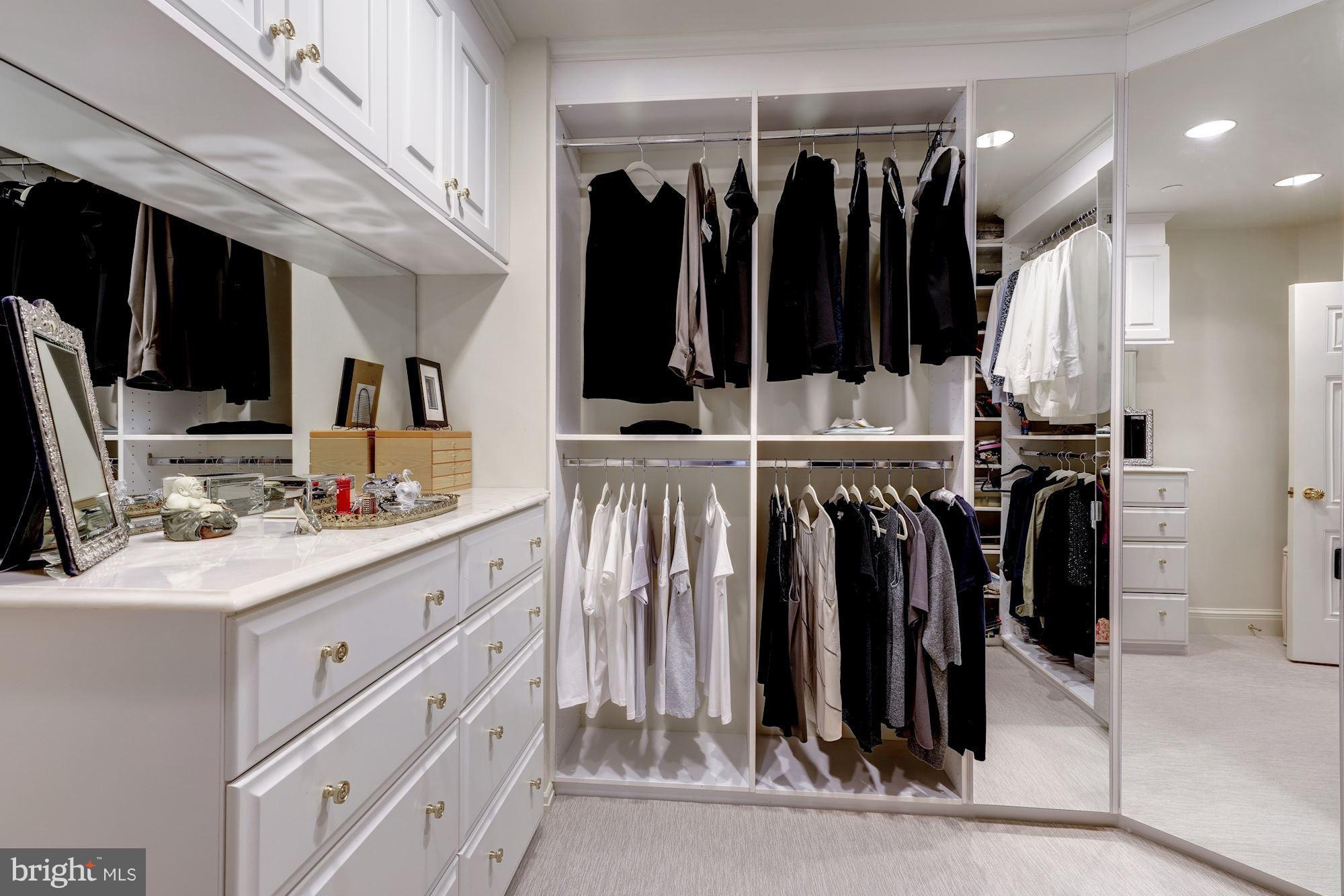 SOMERSET HOUSE CONDOS - Residential