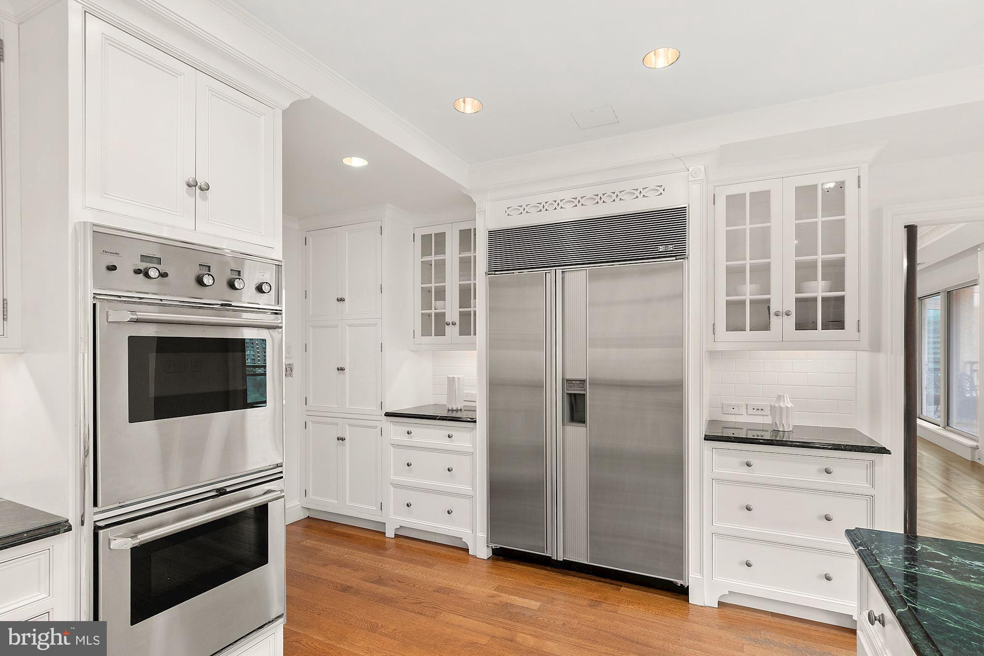 SOMERSET HOUSE CONDOS - Residential