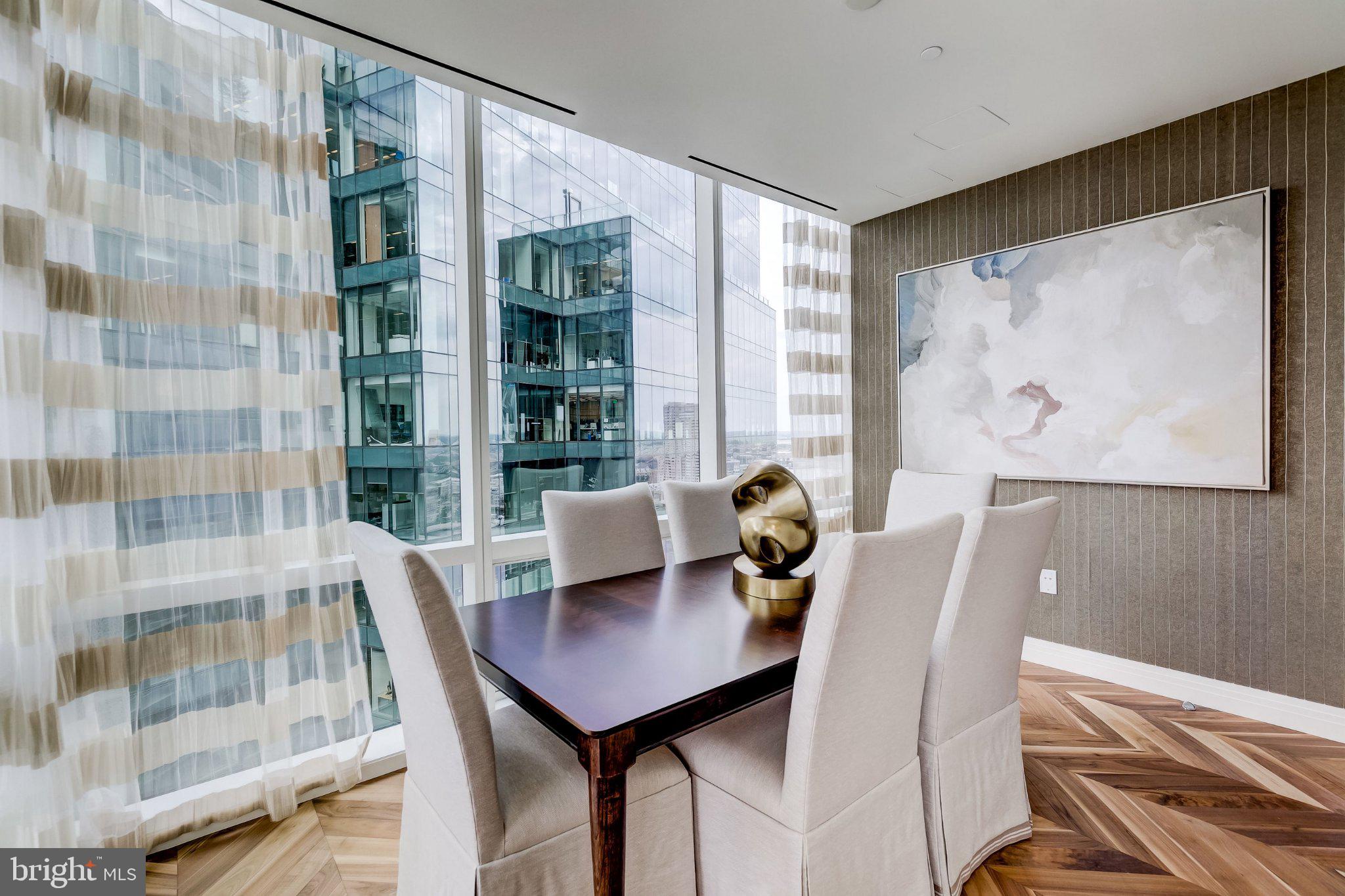 300 INTERNATIONAL DRIVE 2208