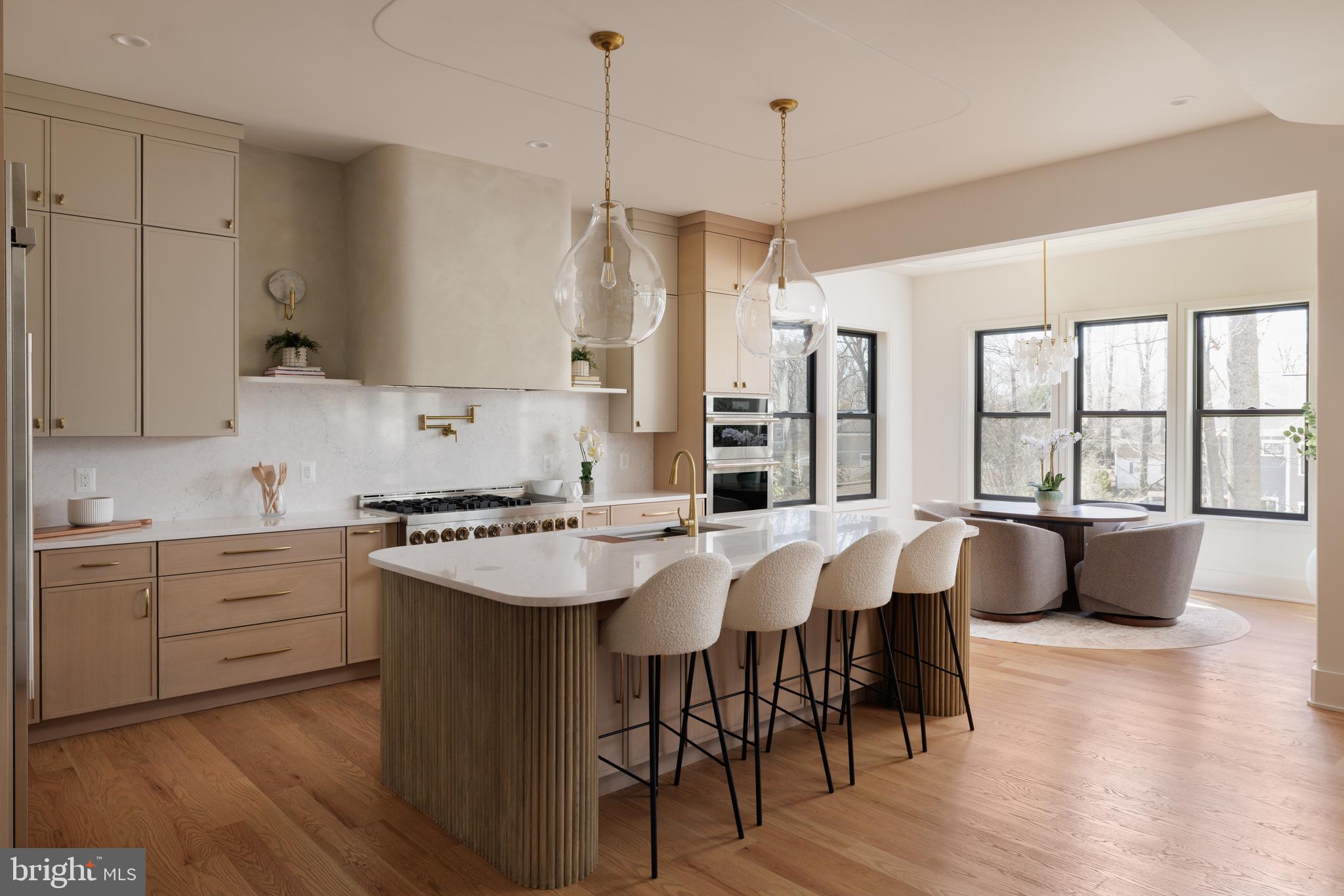 VIENNA WOODS - Residential