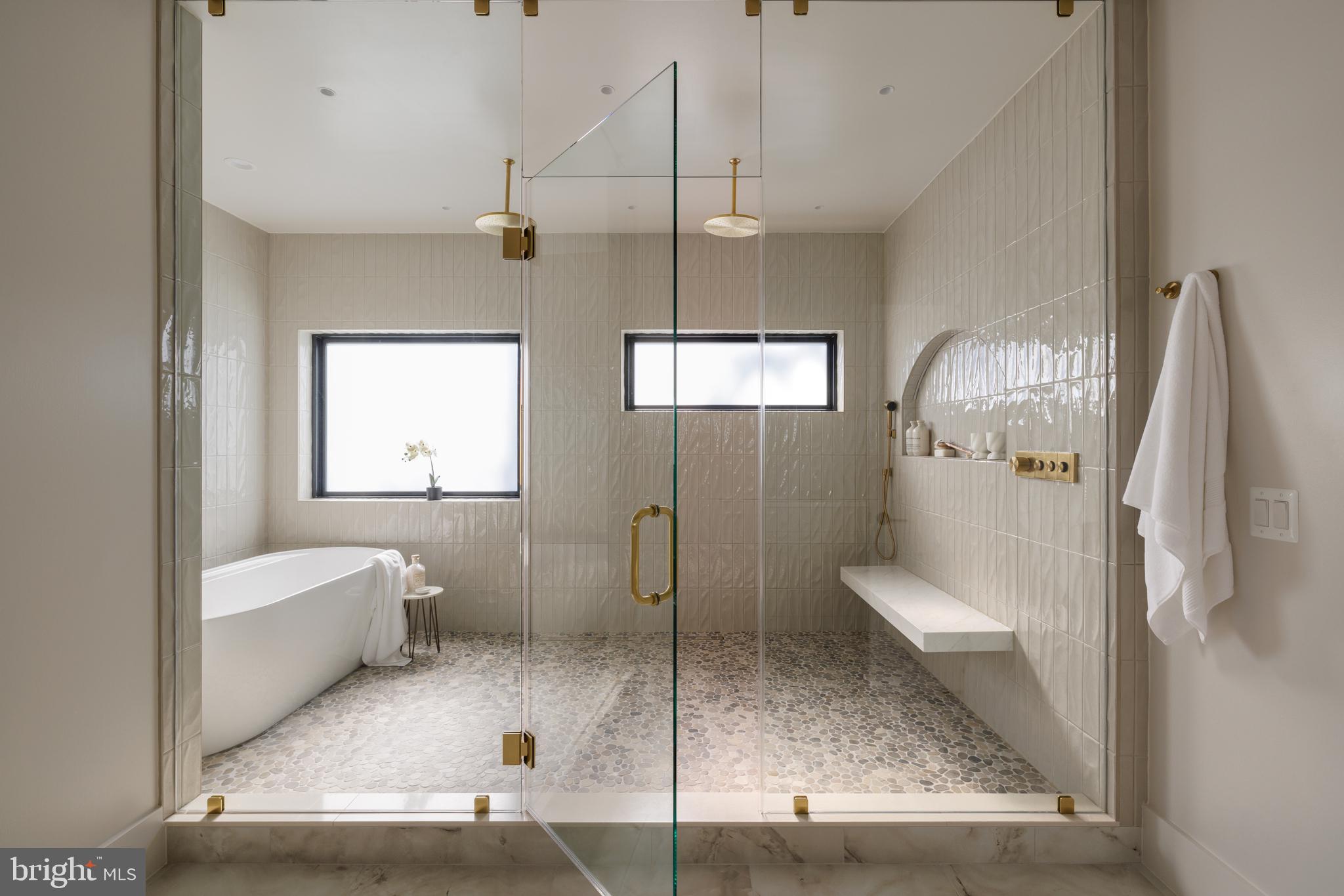 VIENNA WOODS - Residential