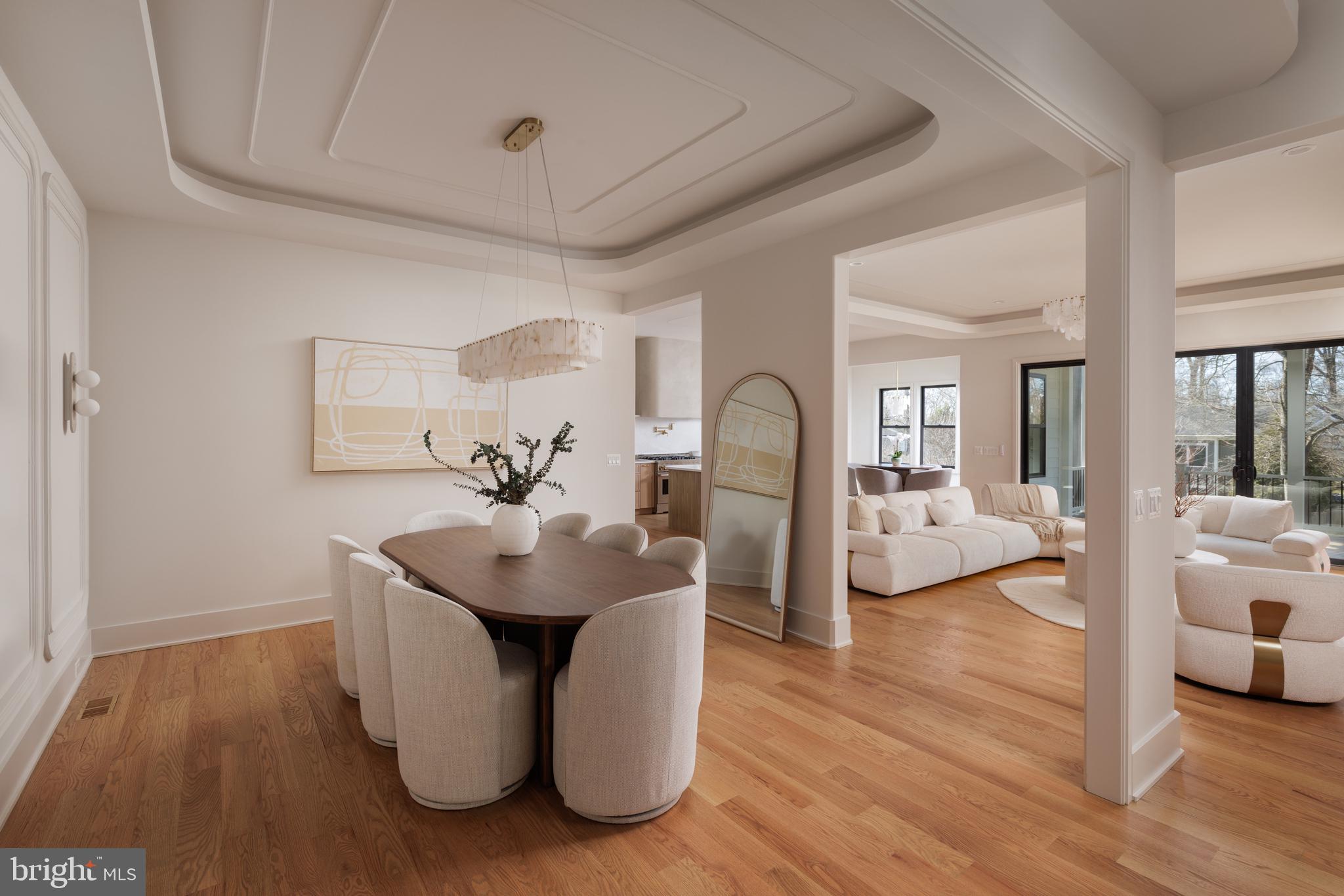 VIENNA WOODS - Residential