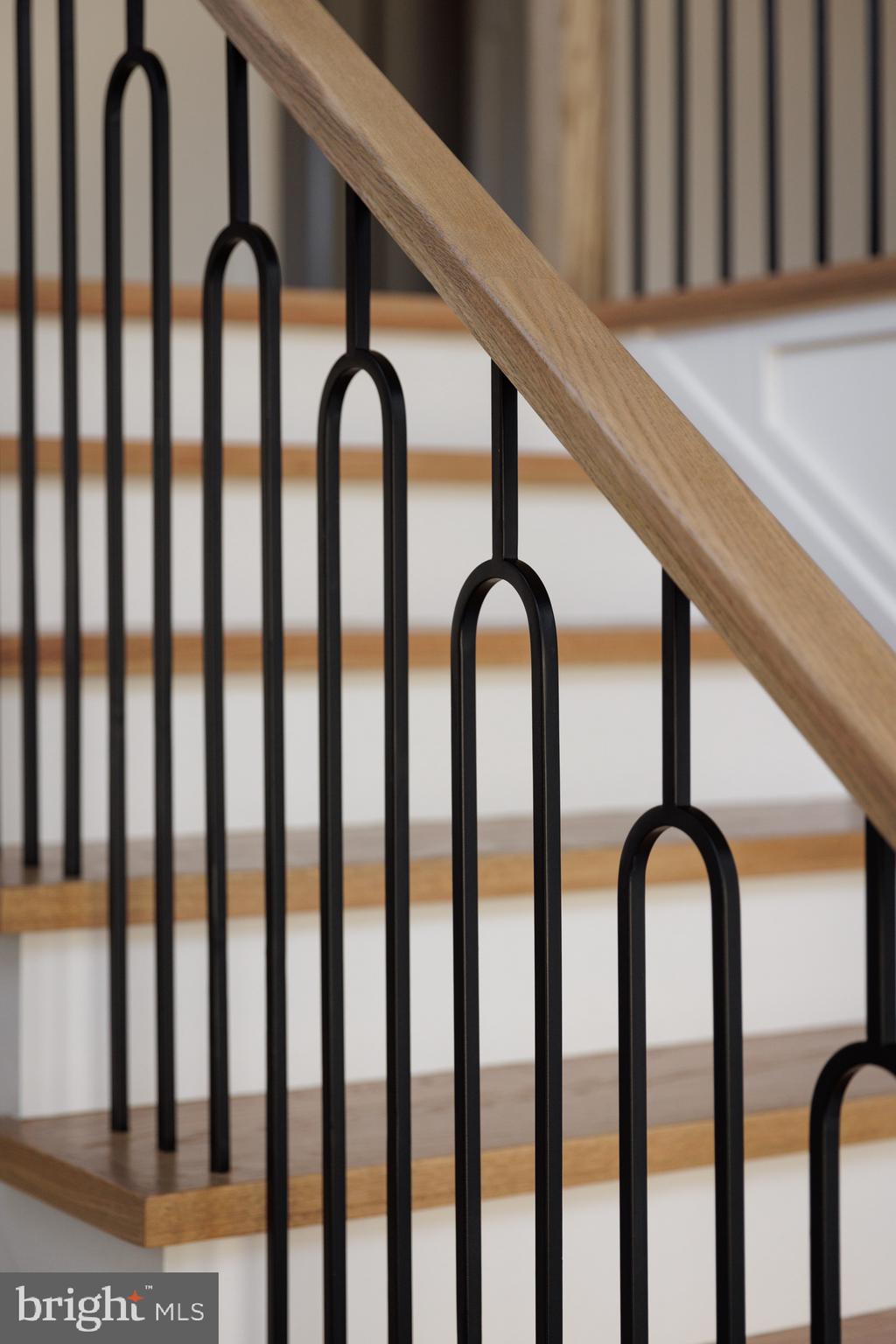 VIENNA WOODS - Residential