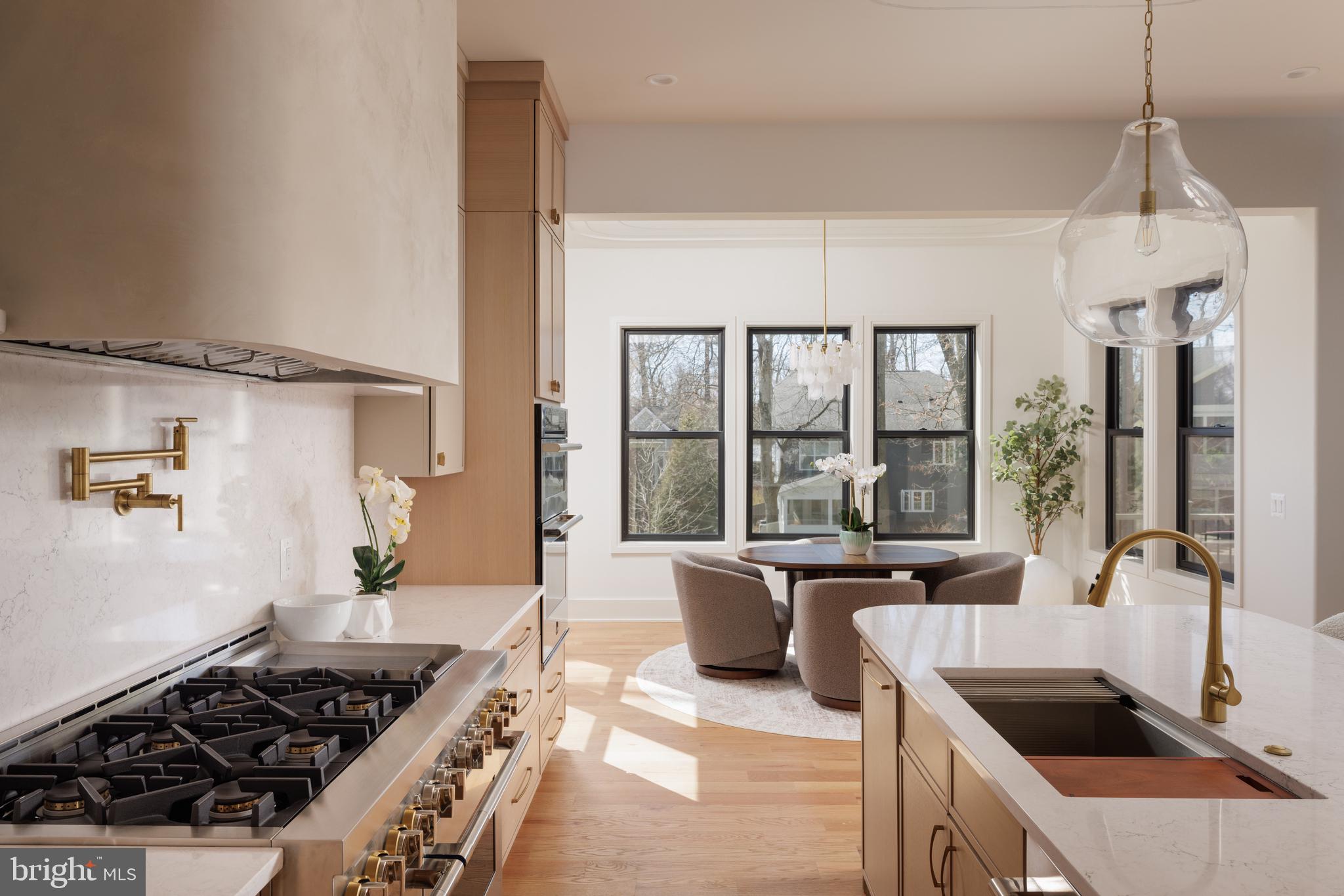 VIENNA WOODS - Residential