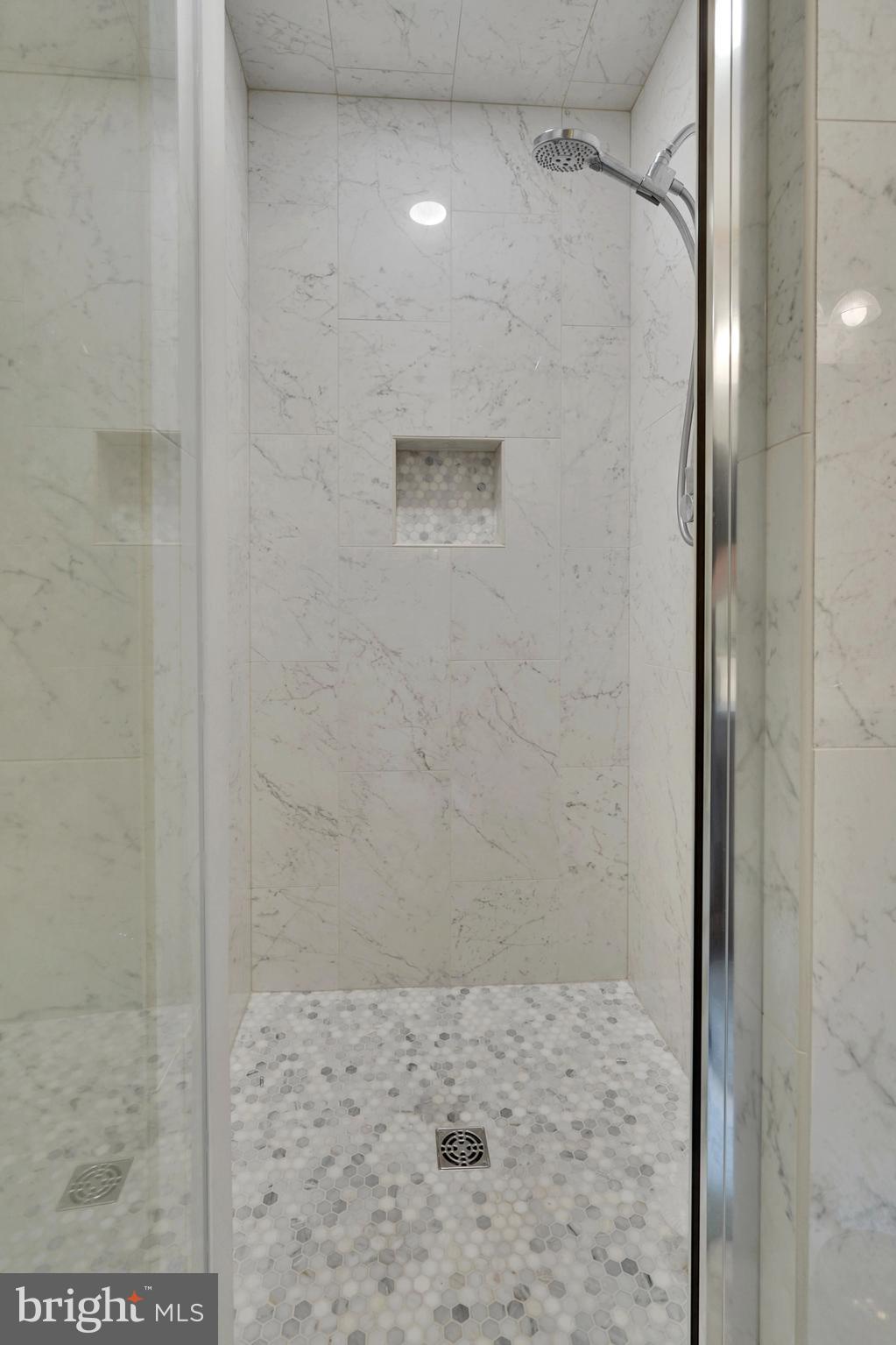 ALNOR HEIGHTS - Residential