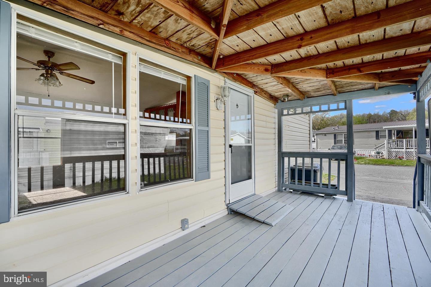 1835 STEVEN DRIVE