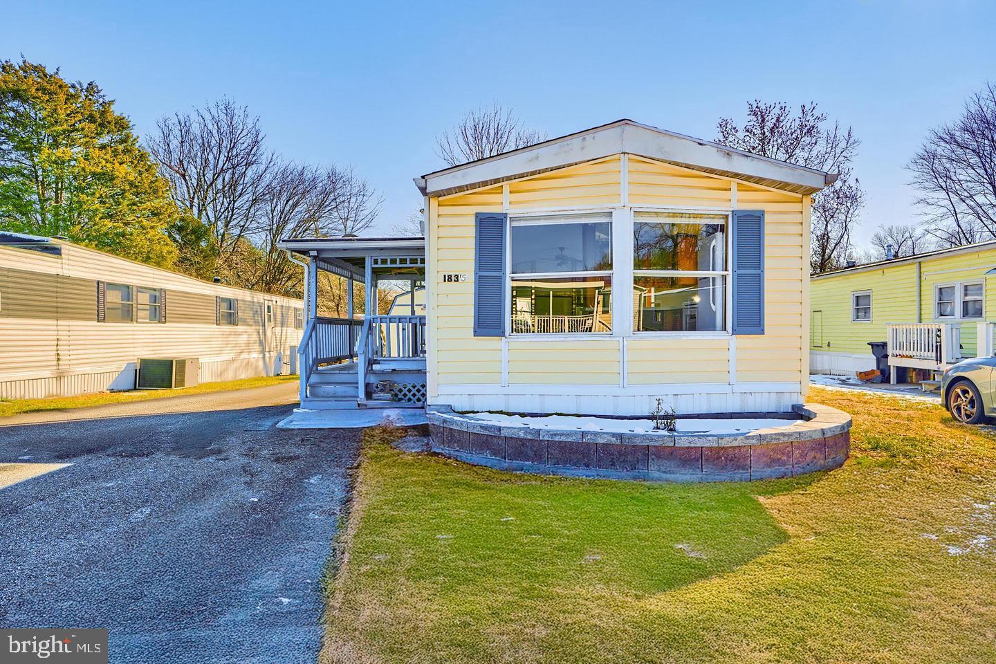 1835 STEVEN DRIVE