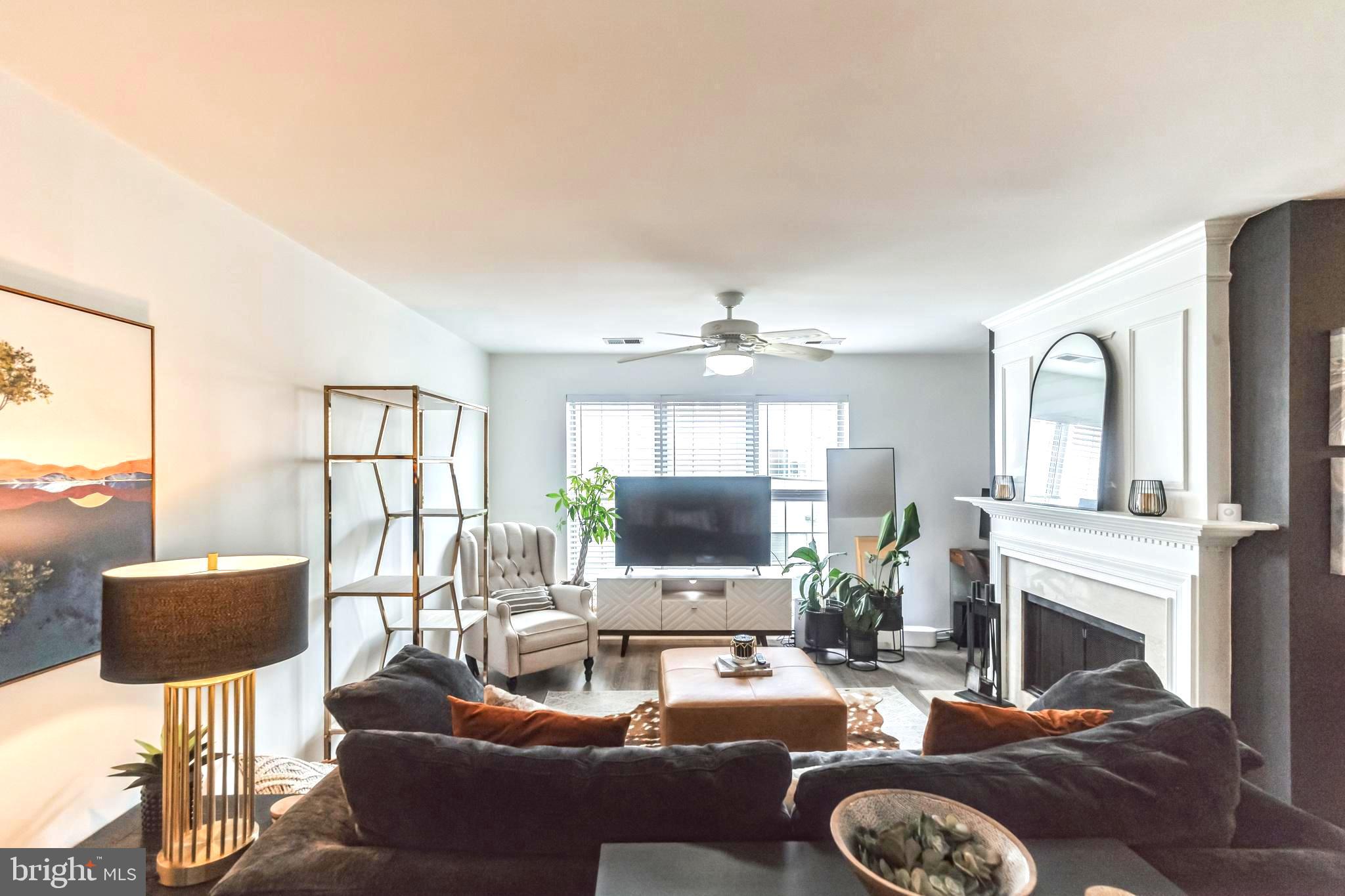 FOX CHASE/EXETER - Residential