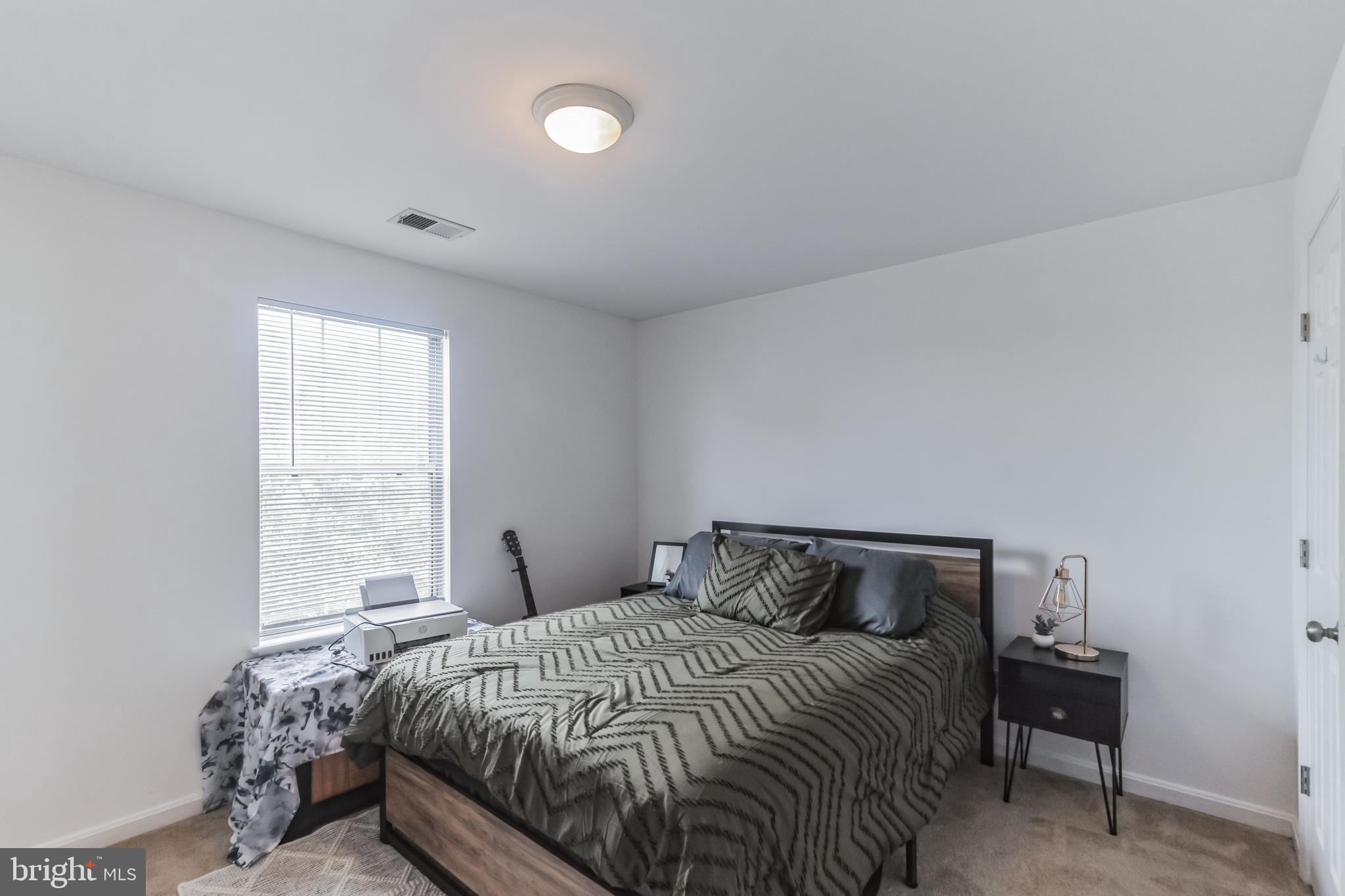 FOX CHASE/EXETER - Residential