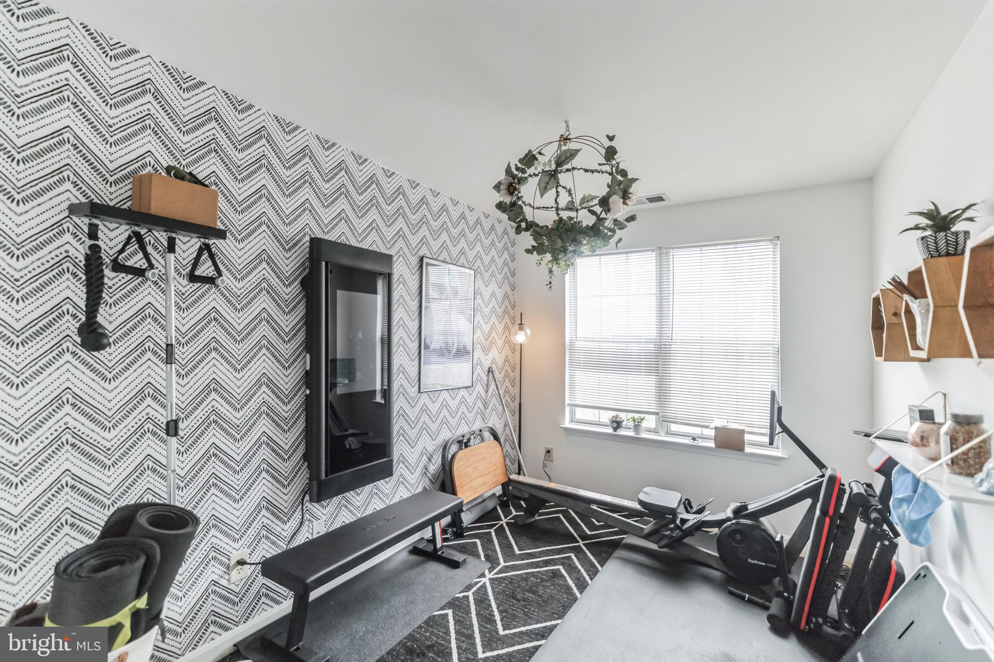 FOX CHASE/EXETER - Residential