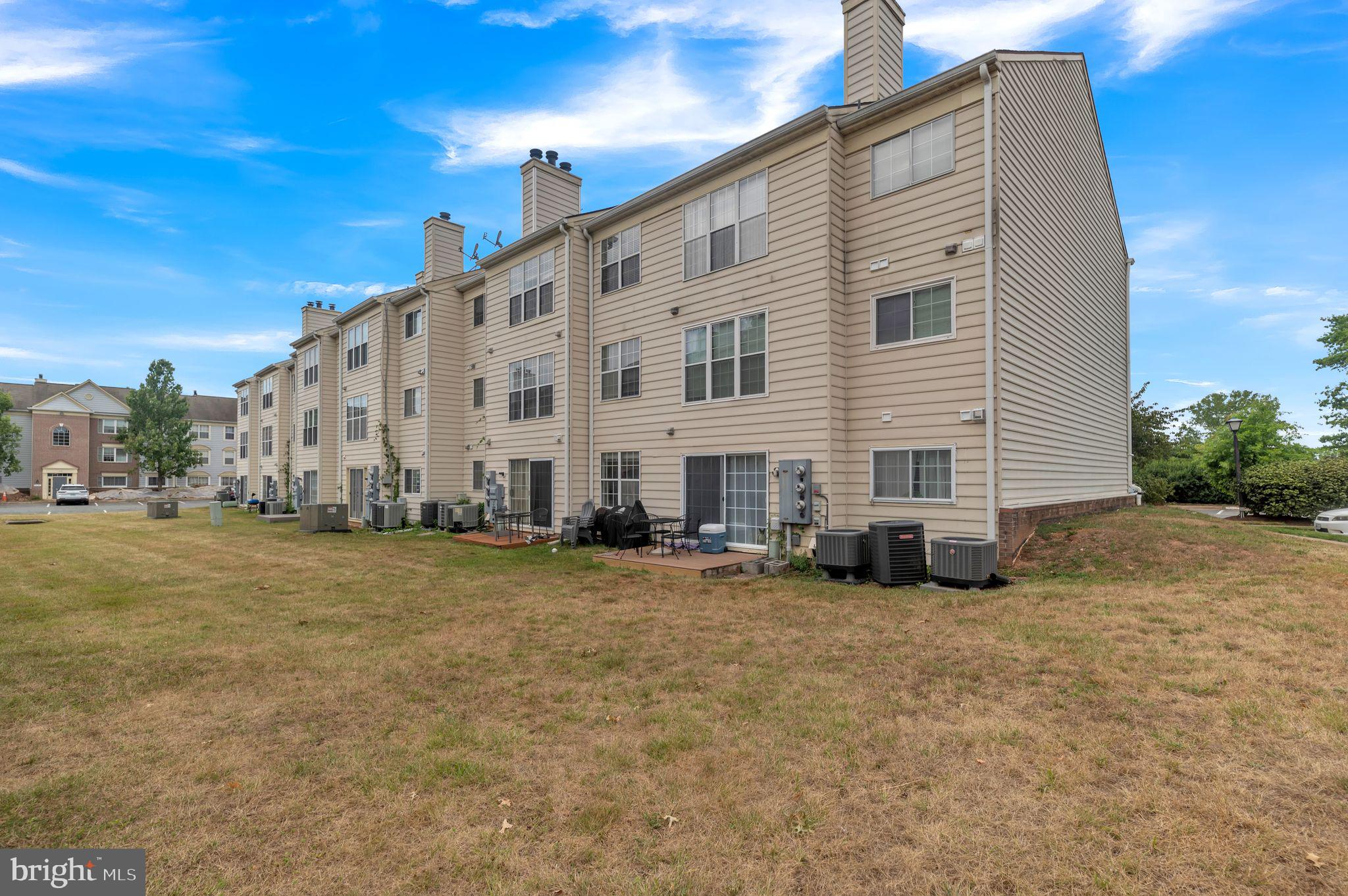 FOX CHASE/EXETER - Residential