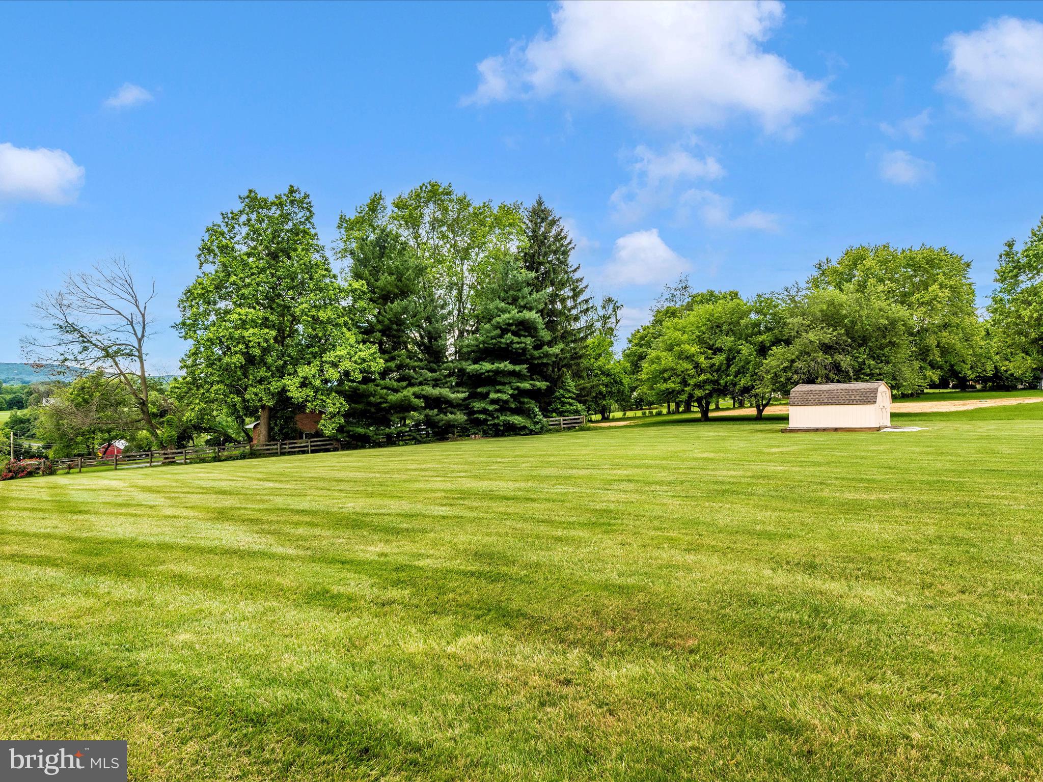 BROOKRIDGE NORTH - Residential