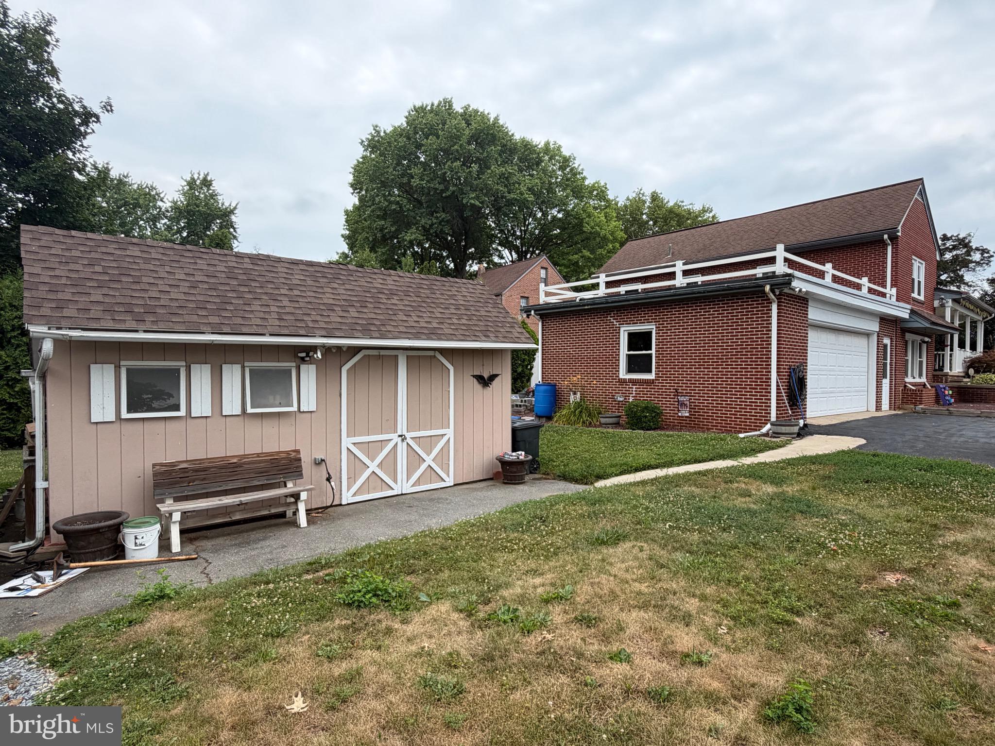 801 LOBELIA AVENUE