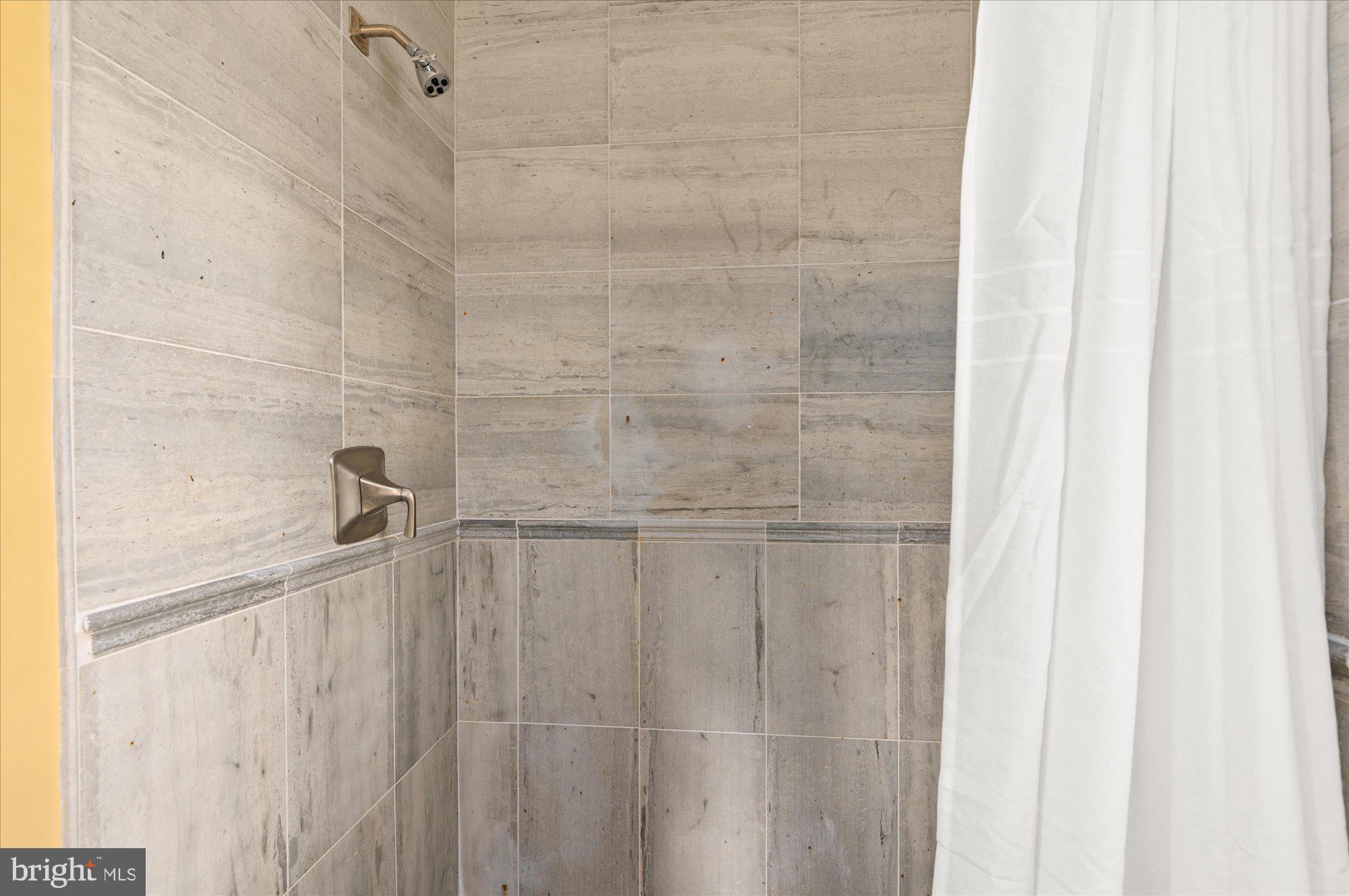 BELLE HAVEN - Residential