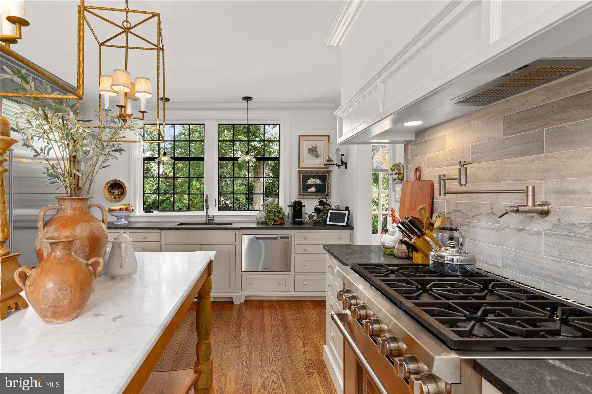 BELLE HAVEN - Residential