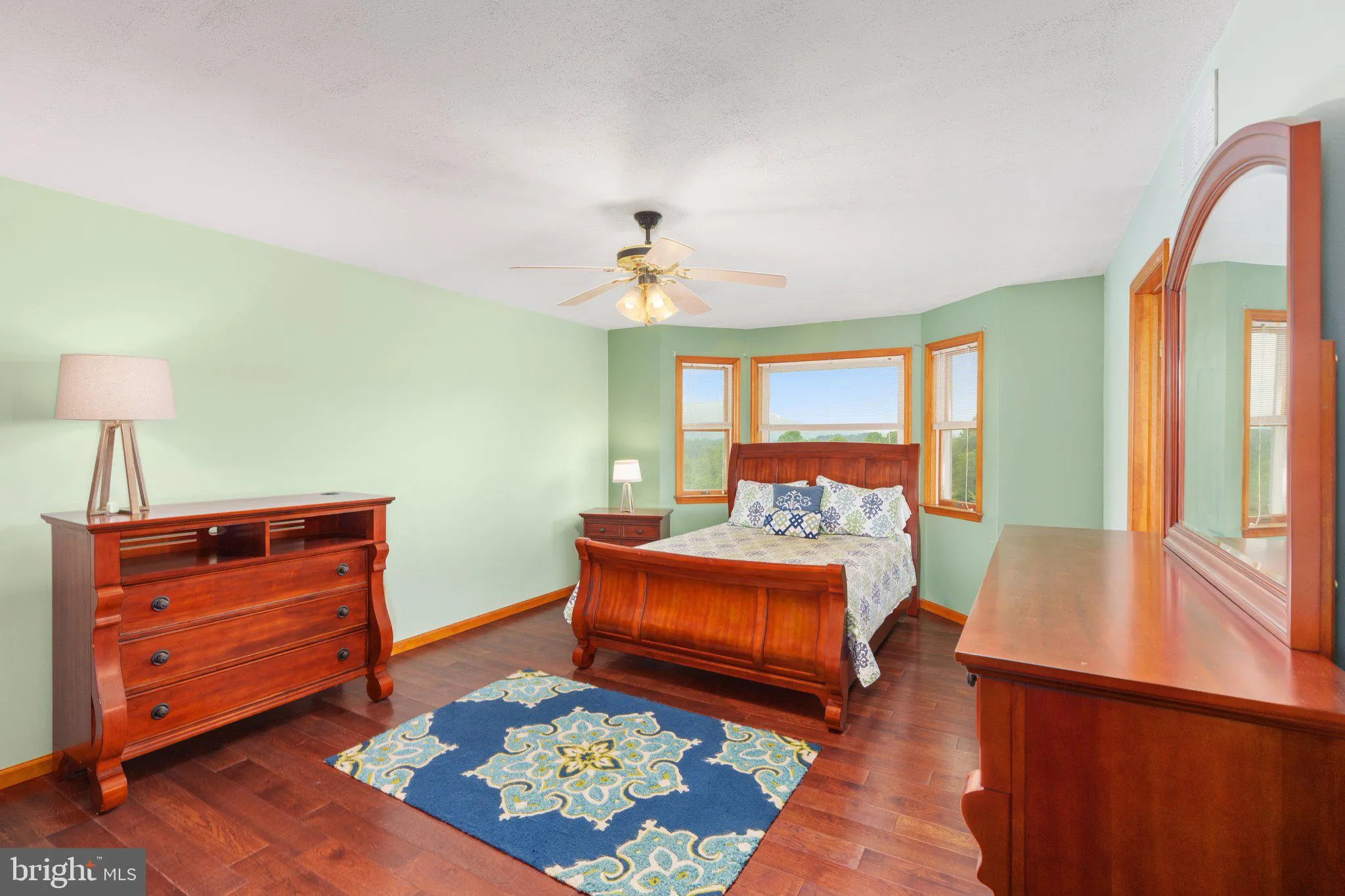 Kempton, Pennsylvania 19529, United States, 4 Bedrooms Bedrooms, ,3 BathroomsBathrooms,Residential,Pending,153942