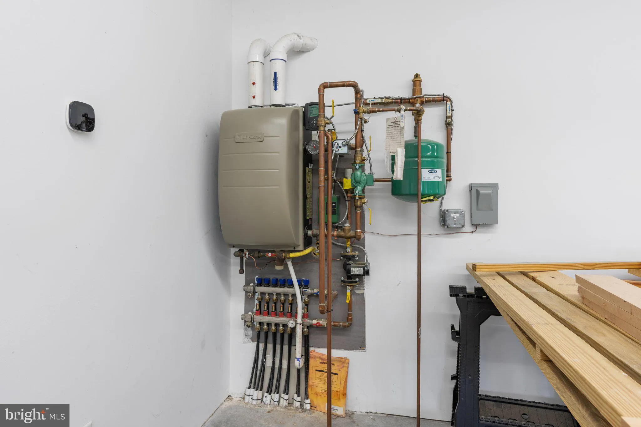 Kempton, Pennsylvania 19529, United States, 4 Bedrooms Bedrooms, ,3 BathroomsBathrooms,Residential,Pending,153942