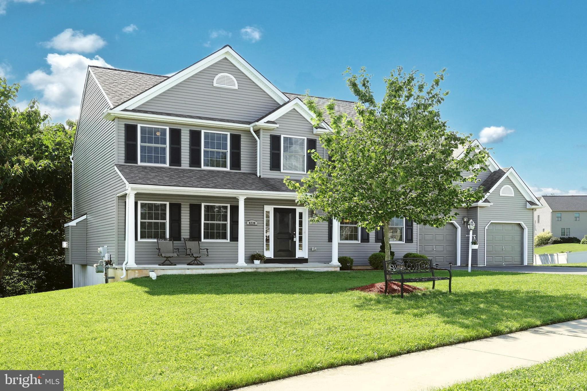 ORCHARD HILLS - Residential