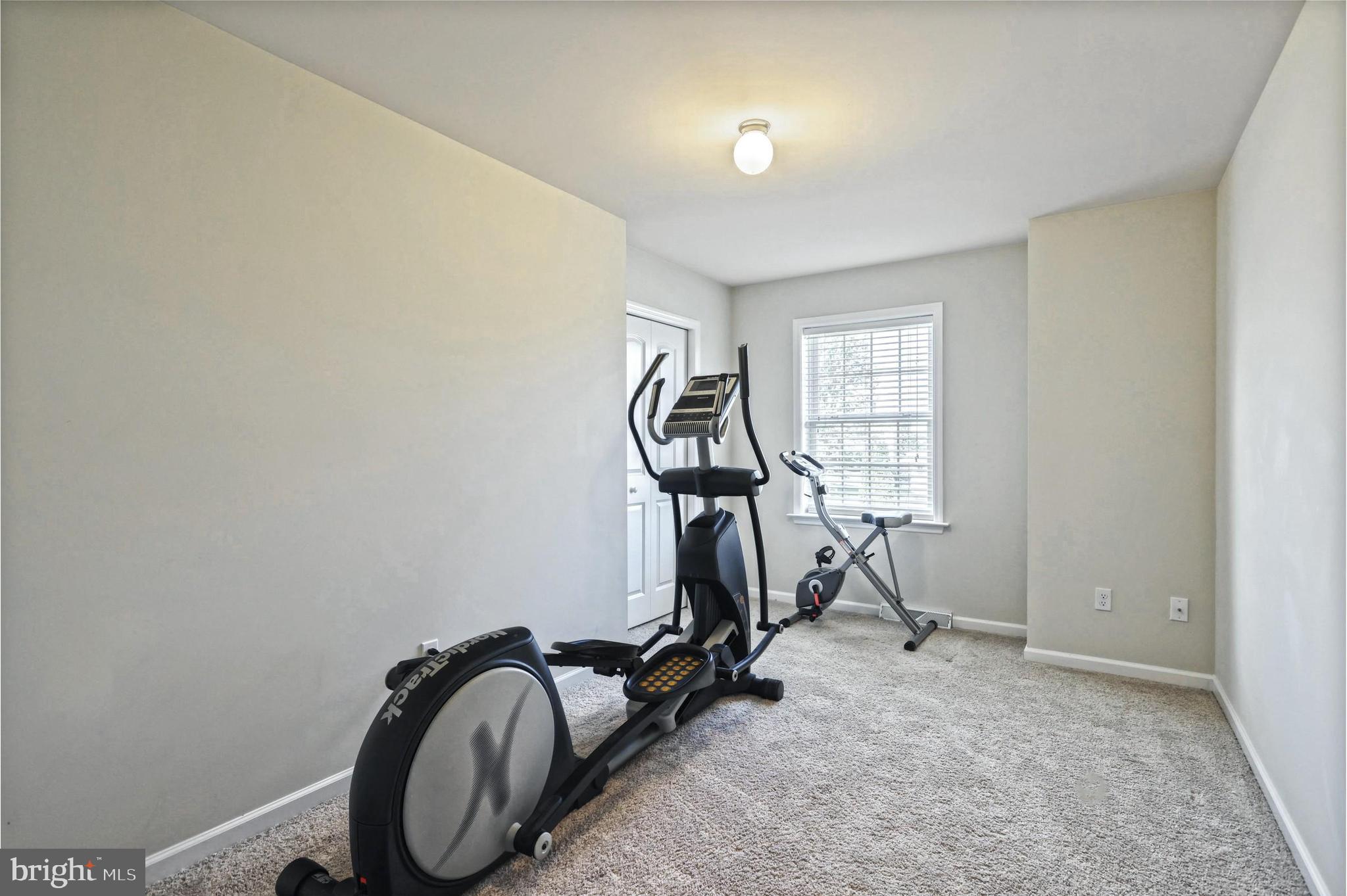 ORCHARD HILLS - Residential