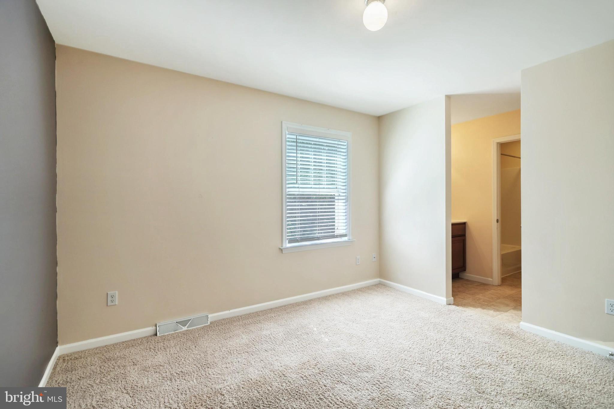 ORCHARD HILLS - Residential