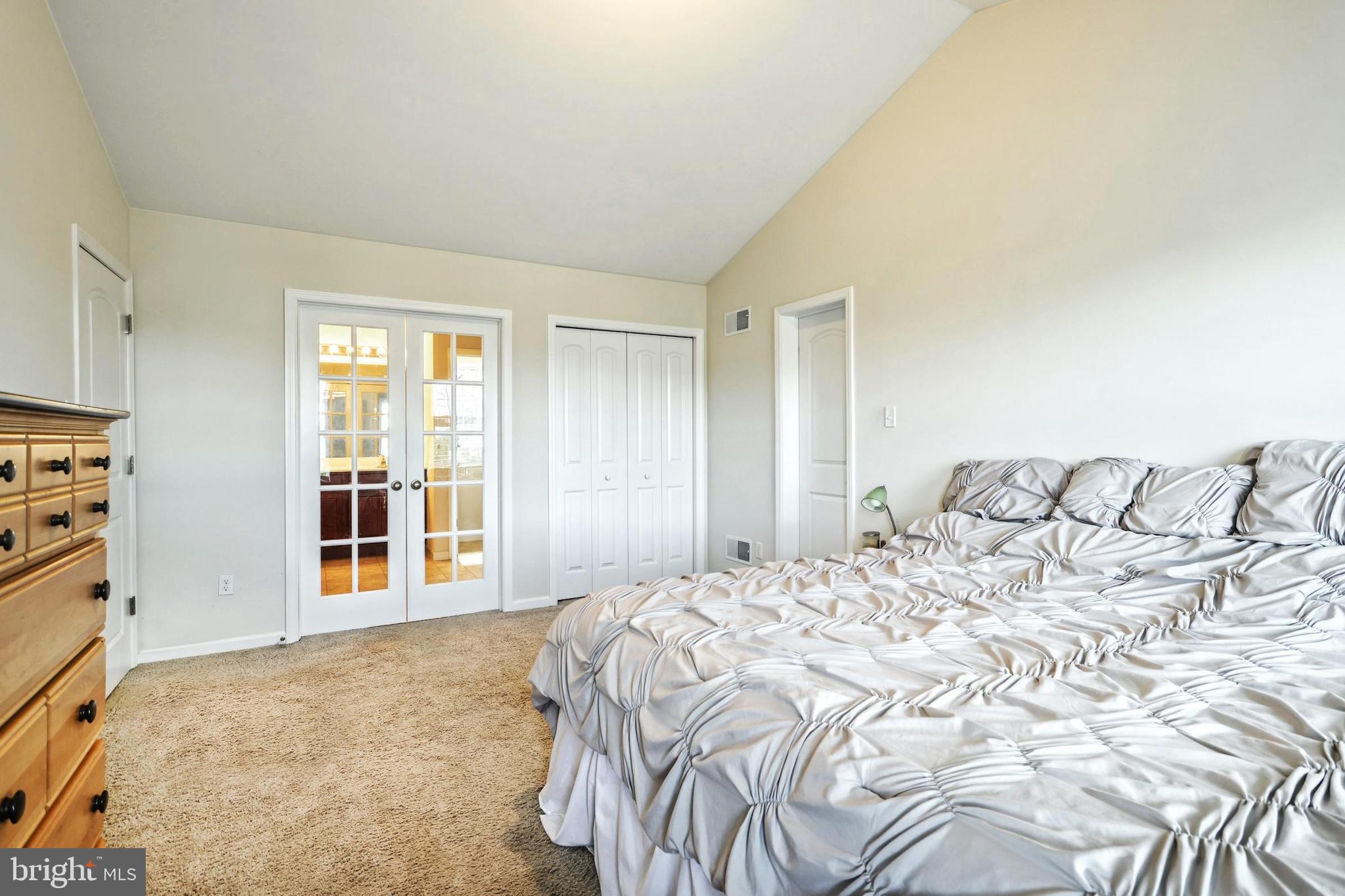 ORCHARD HILLS - Residential