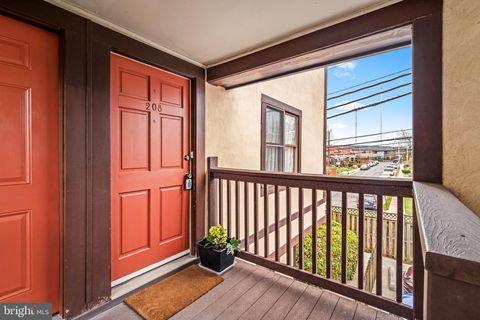 4202 ROLAND AVE 208 ROLAND PARK MD 21210