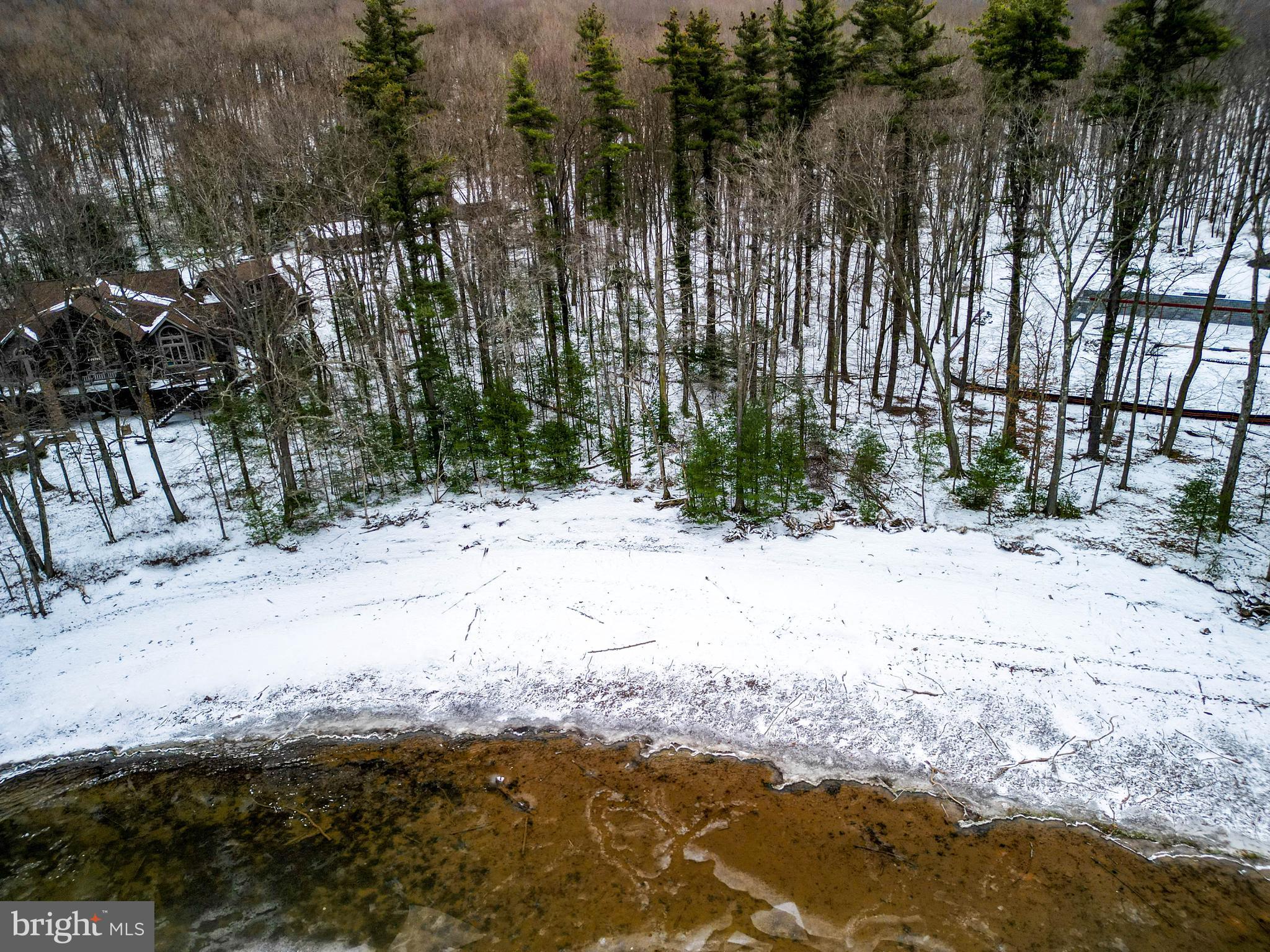 THOUSAND ACRES - Land